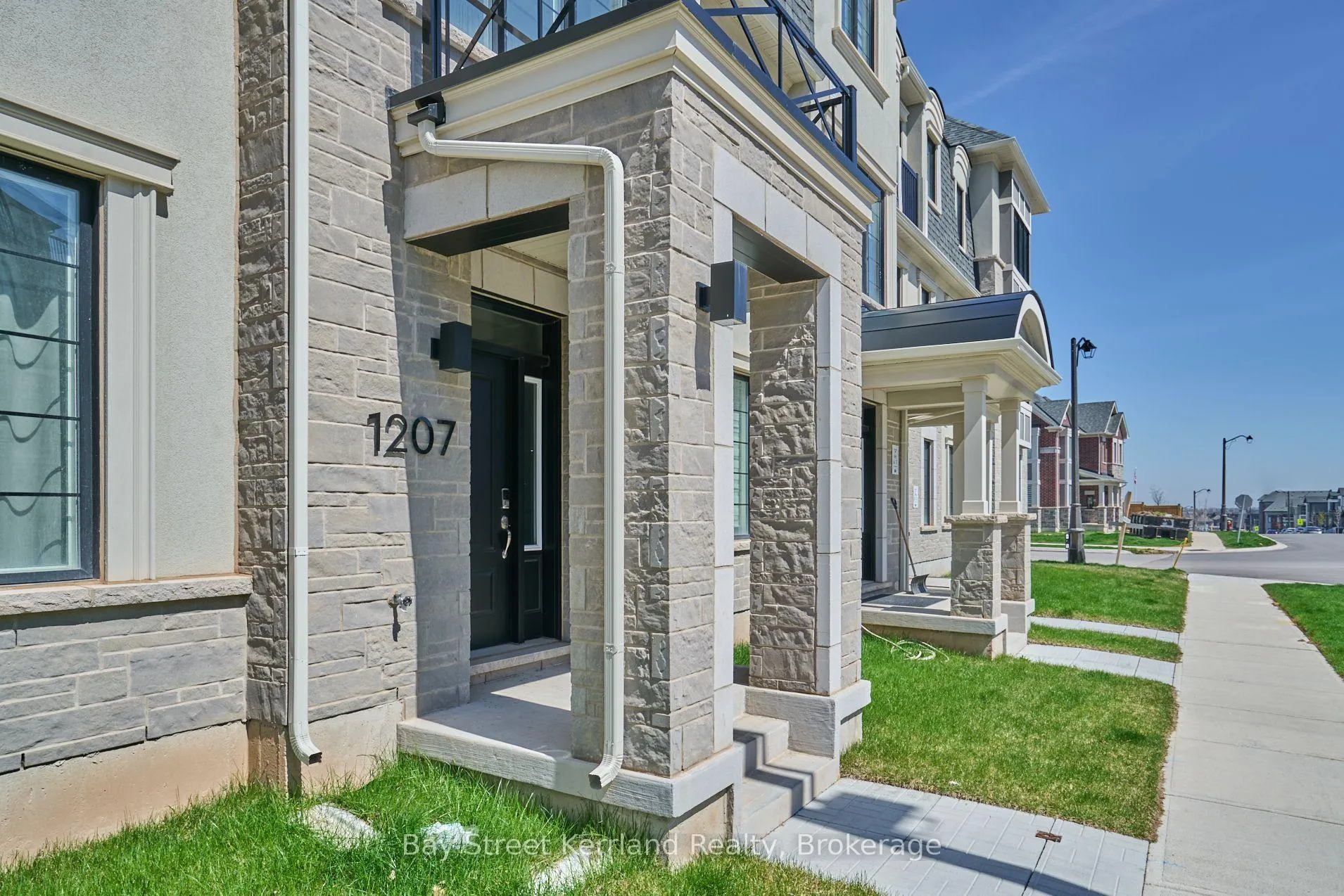 Front of 1207 Wheat Boom Drive