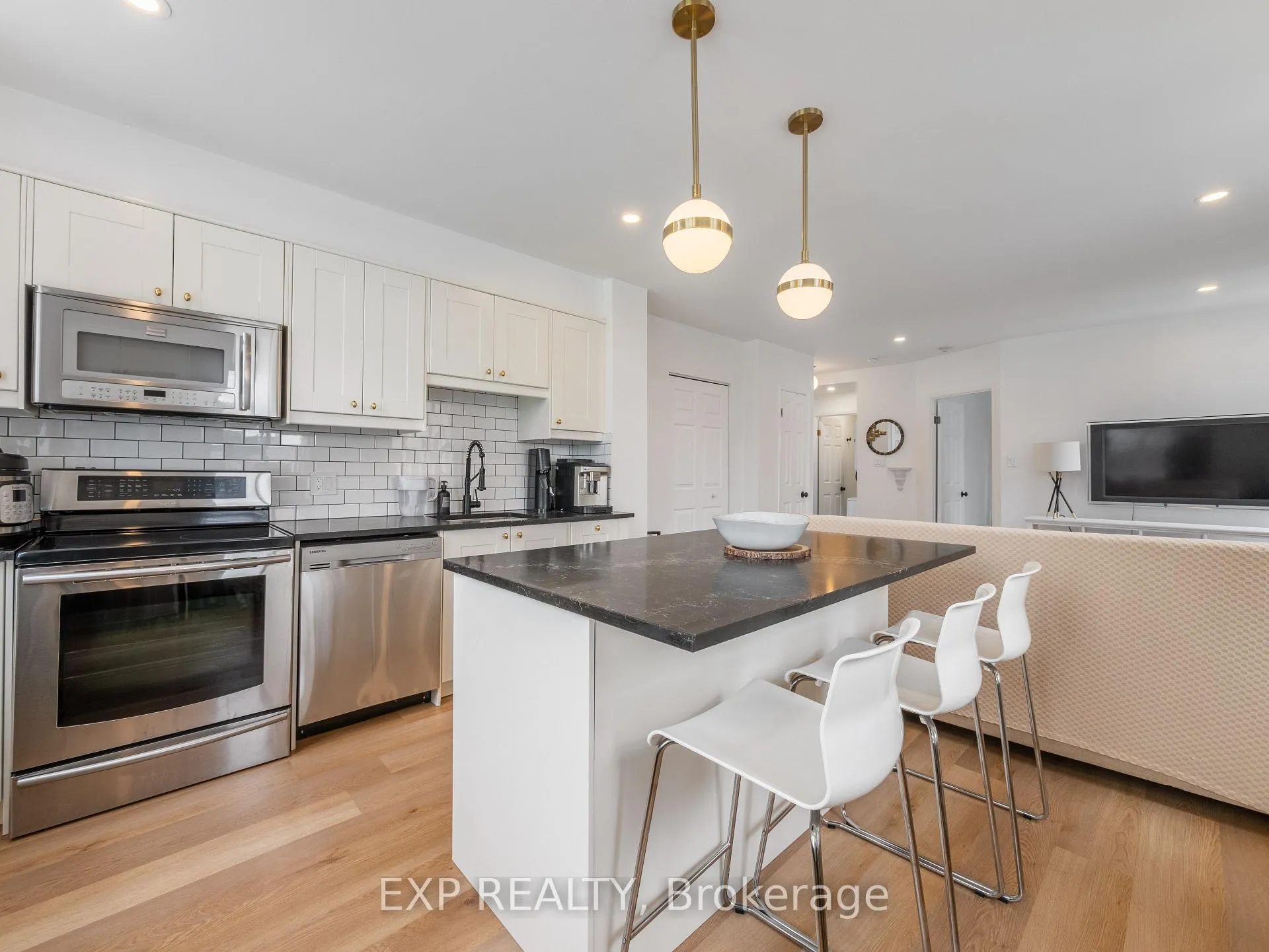 Photo 13 of Unit 805, 36 James Street S, Hamilton, Central — HOMEH