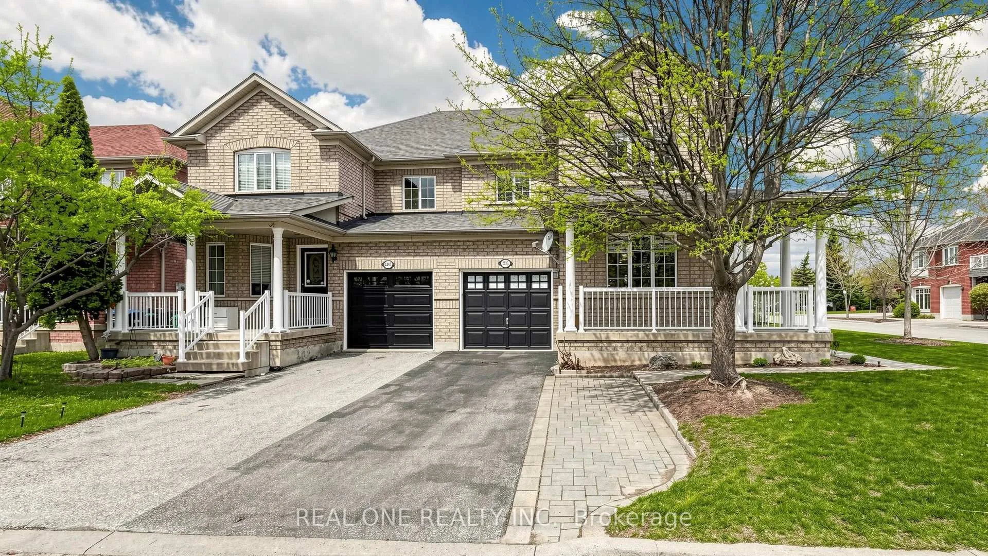 Photo 2 of 3265 Springrun Way, Mississauga, Churchill Meadows — HOMEH