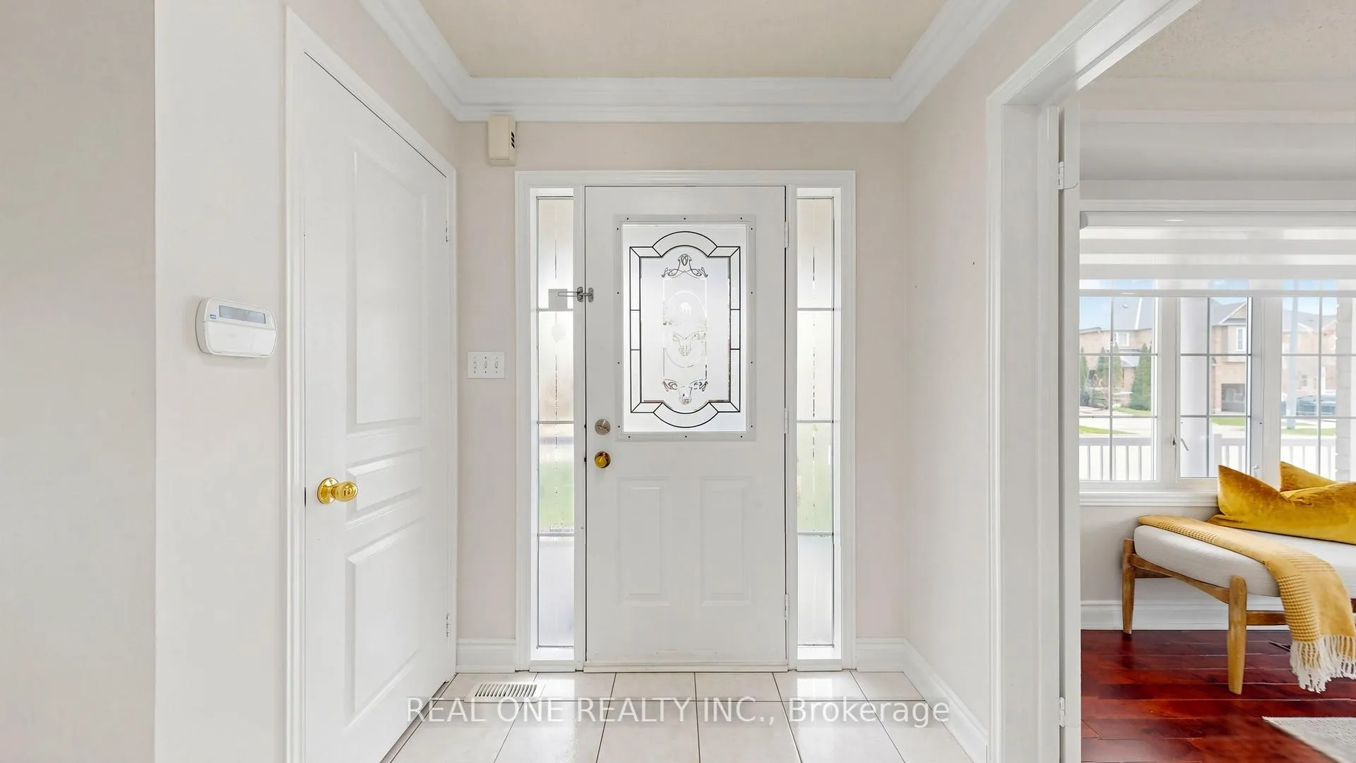 Photo 5 of 3265 Springrun Way, Mississauga, Churchill Meadows — HOMEH