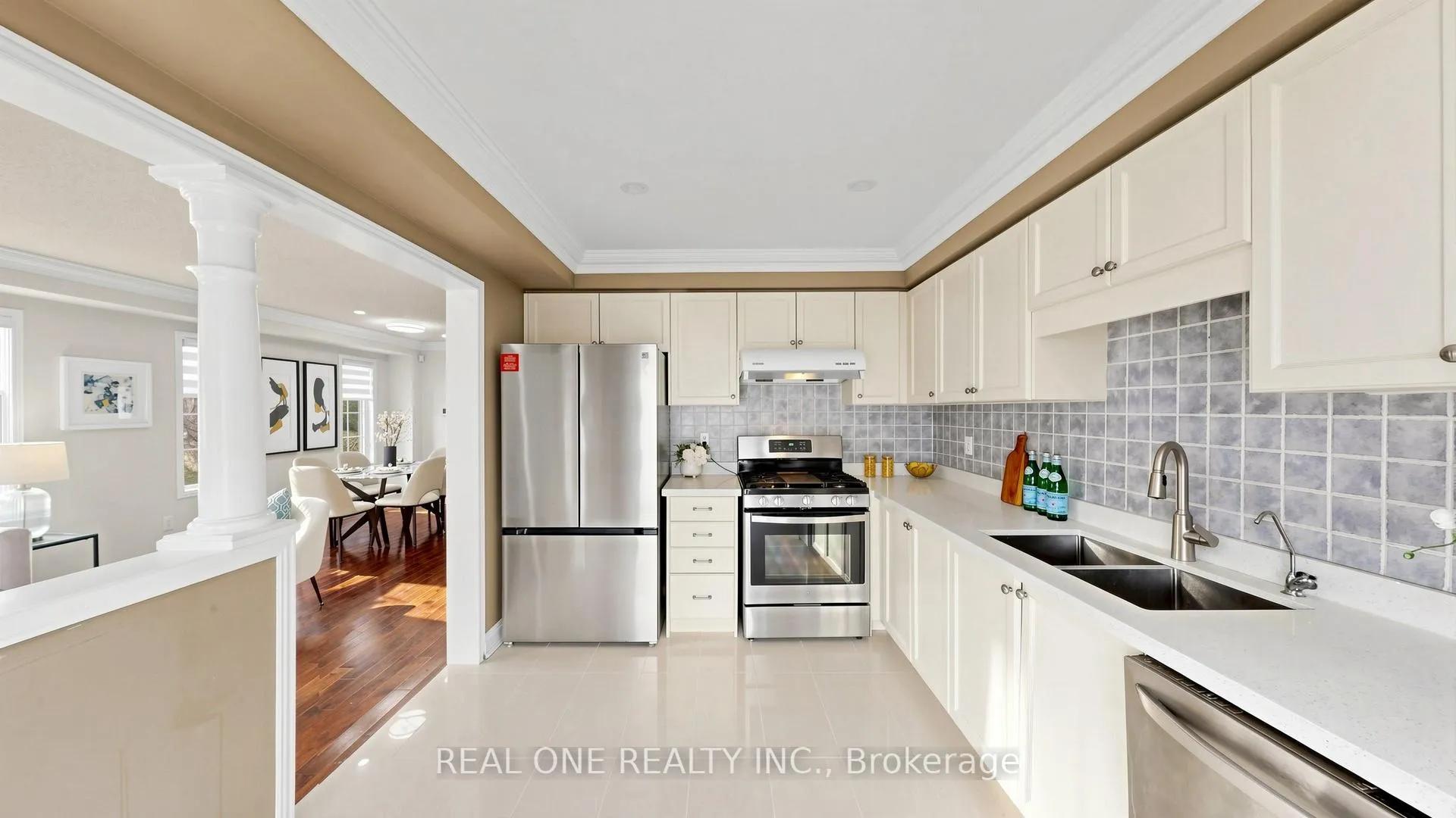 Photo 16 of 3265 Springrun Way, Mississauga, Churchill Meadows — HOMEH