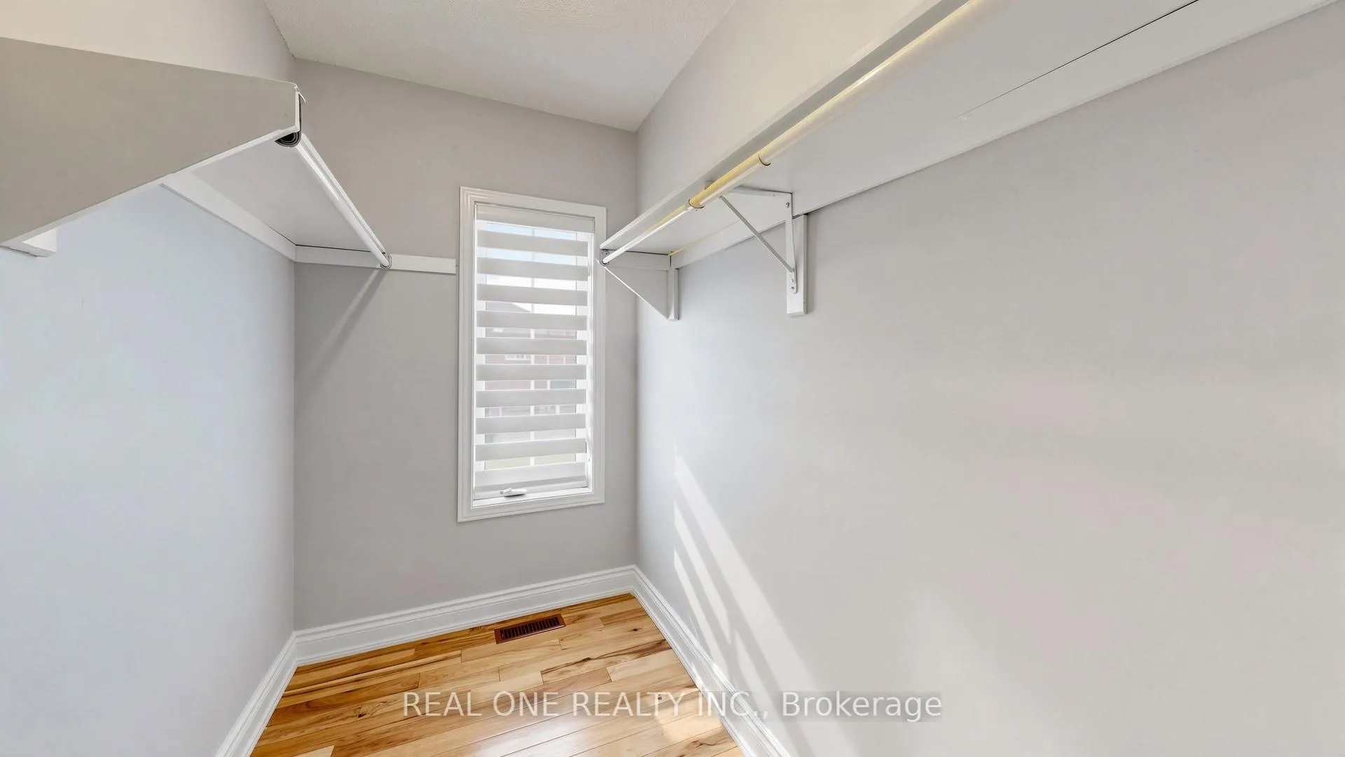 Photo 28 of 3265 Springrun Way, Mississauga, Churchill Meadows — HOMEH