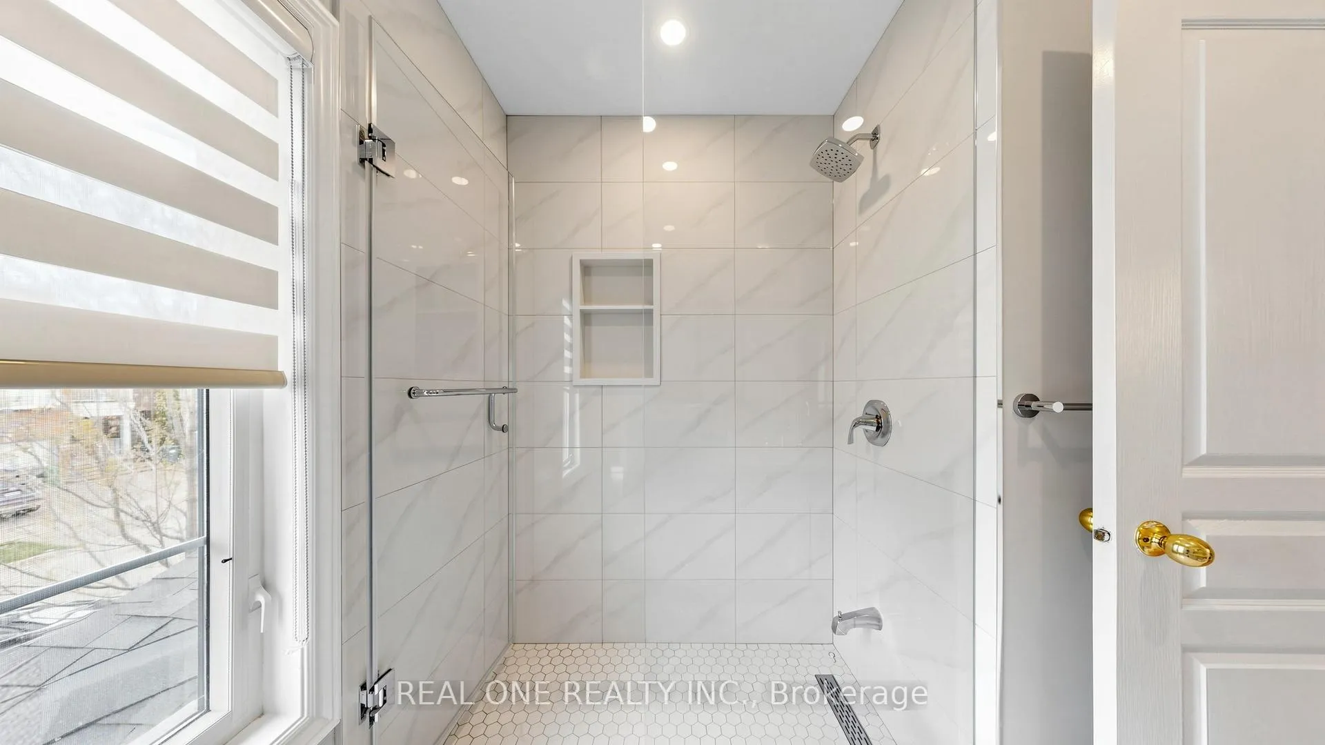 Photo 40 of 3265 Springrun Way, Mississauga, Churchill Meadows — HOMEH