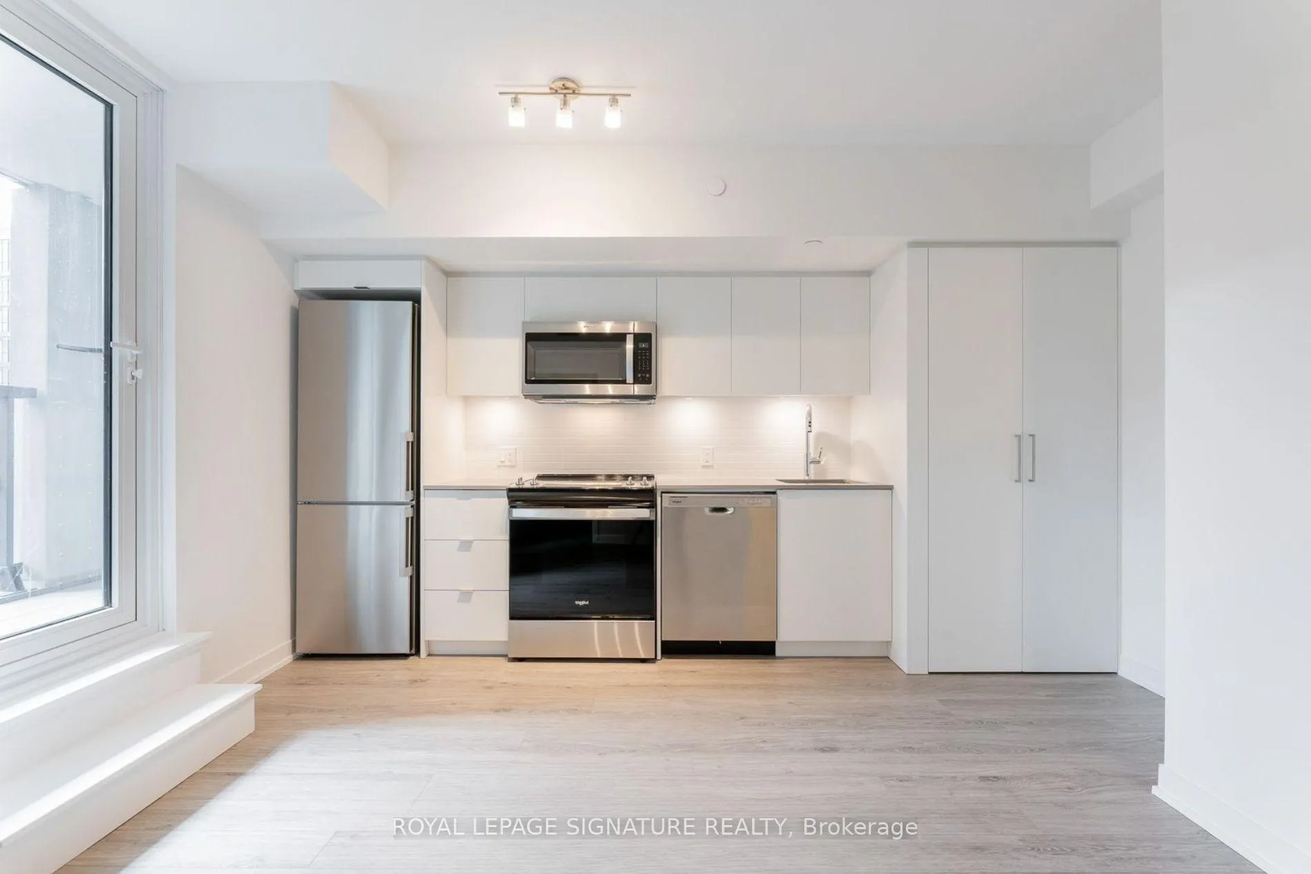 Front of Unit 340, 500 Wilson Avenue