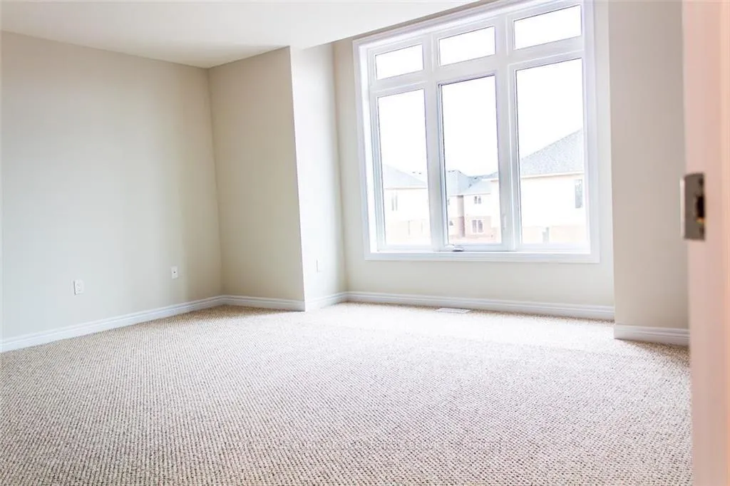Photo 9 of 25 Pinot Crescent, Hamilton, Fruitland — HOMEH