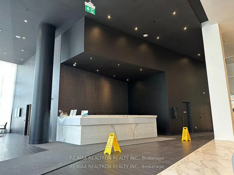 Photo 2 of Unit 2107, 3900 Confederation Parkway, Mississauga, City Centre — HOMEH