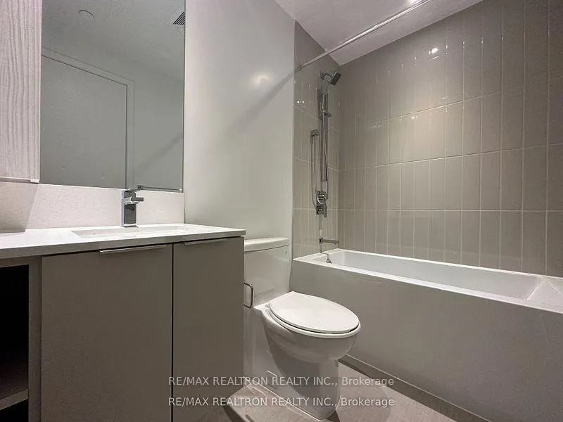 Photo 11 of Unit 2107, 3900 Confederation Parkway, Mississauga, City Centre — HOMEH