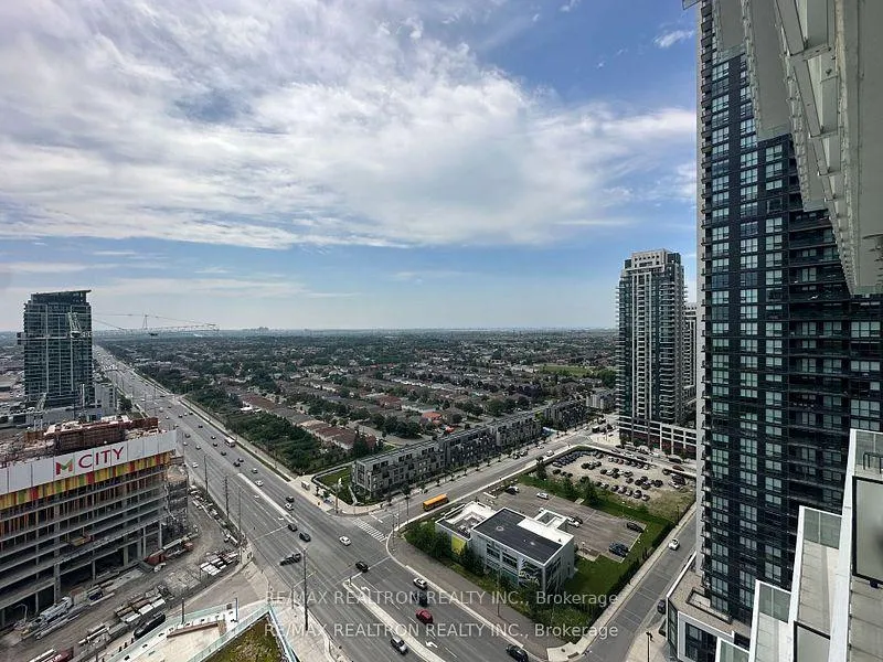 Photo 14 of Unit 2107, 3900 Confederation Parkway, Mississauga, City Centre — HOMEH