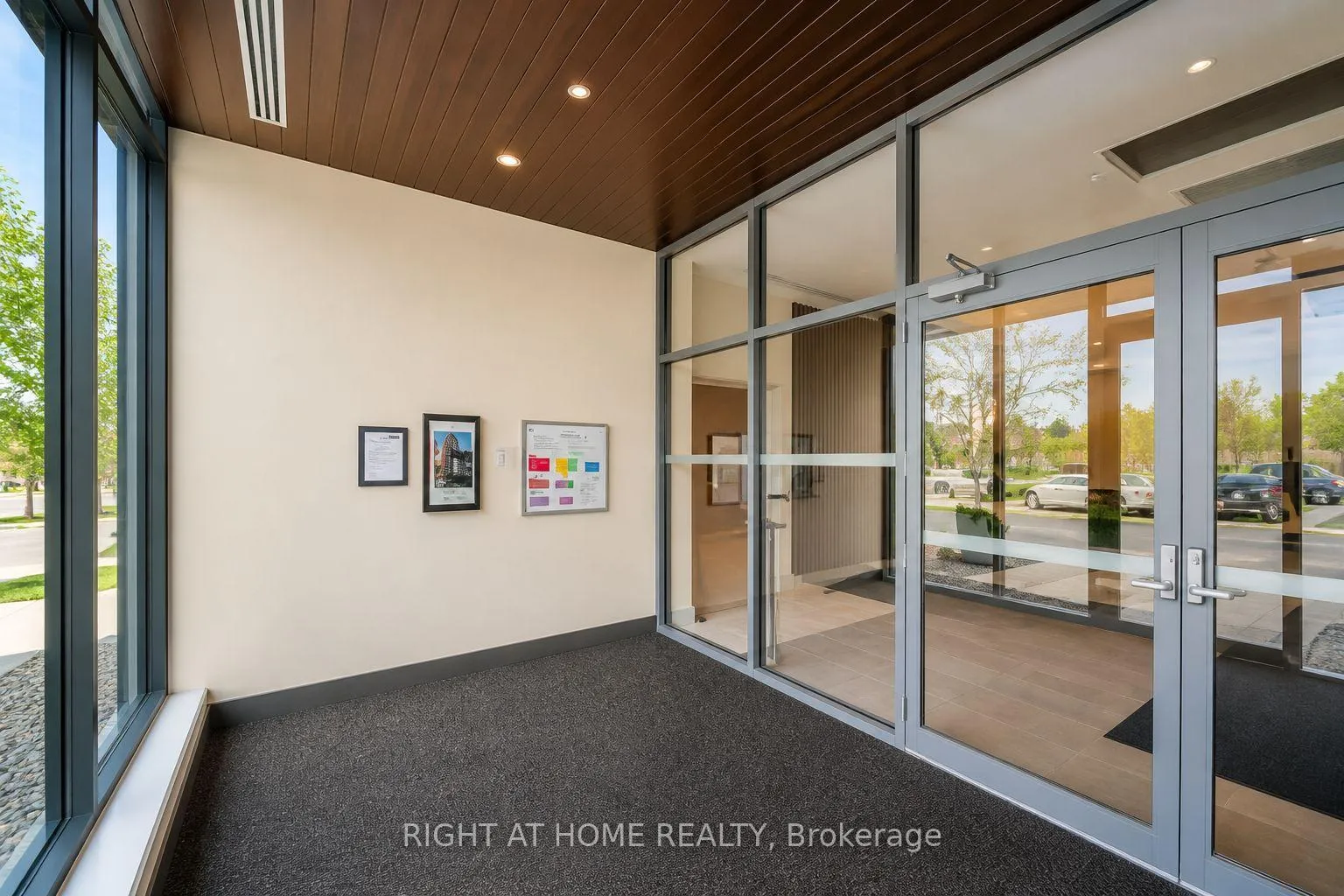 Photo 7 of Unit 101, 741 king Street W, Kitchener — HOMEH