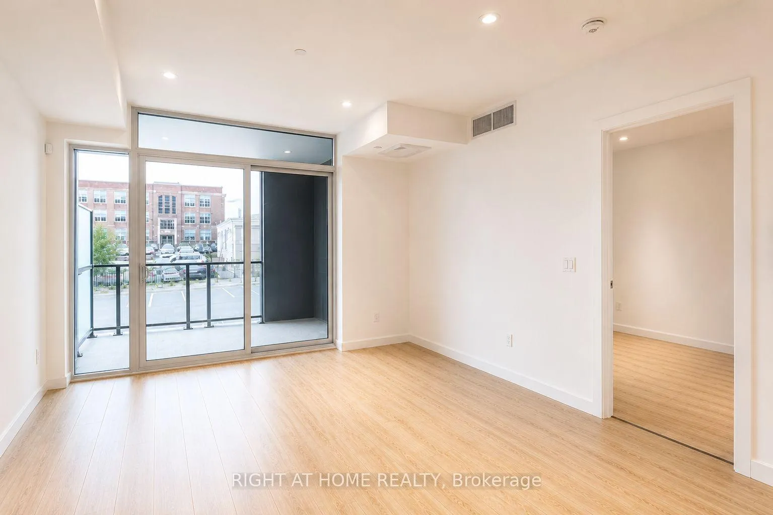 Photo 10 of Unit 101, 741 king Street W, Kitchener — HOMEH