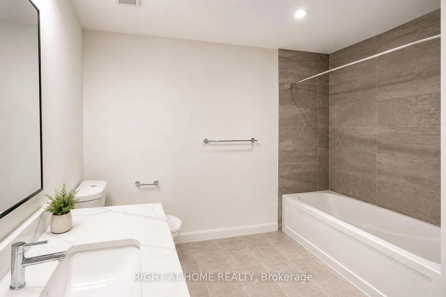 Photo 13 of Unit 101, 741 king Street W, Kitchener — HOMEH