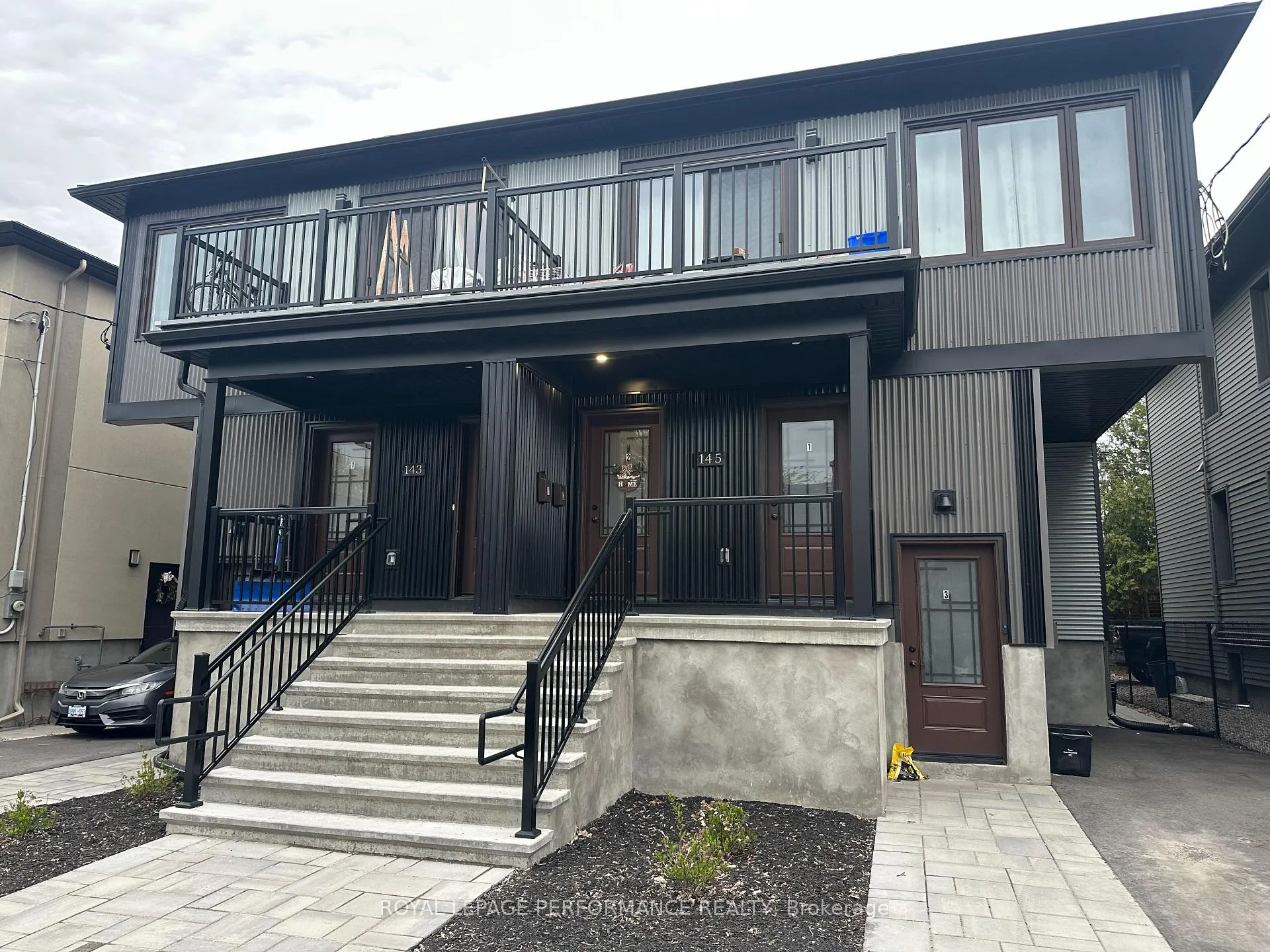 Front of Unit Unit 2, 143 Prince Albert Street N