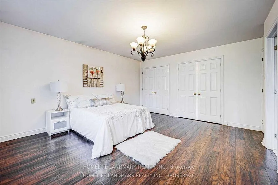 Photo 20 of 44 Frontenac Avenue, Toronto, Bedford Park-Nortown — HOMEH