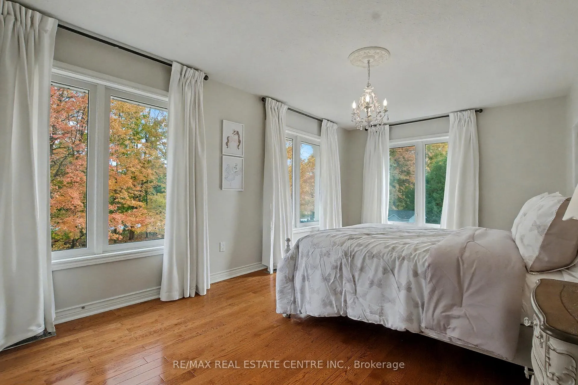 Photo 25 of 4220 Ennisclare Drive, Milton, Rural Nassagaweya — HOMEH