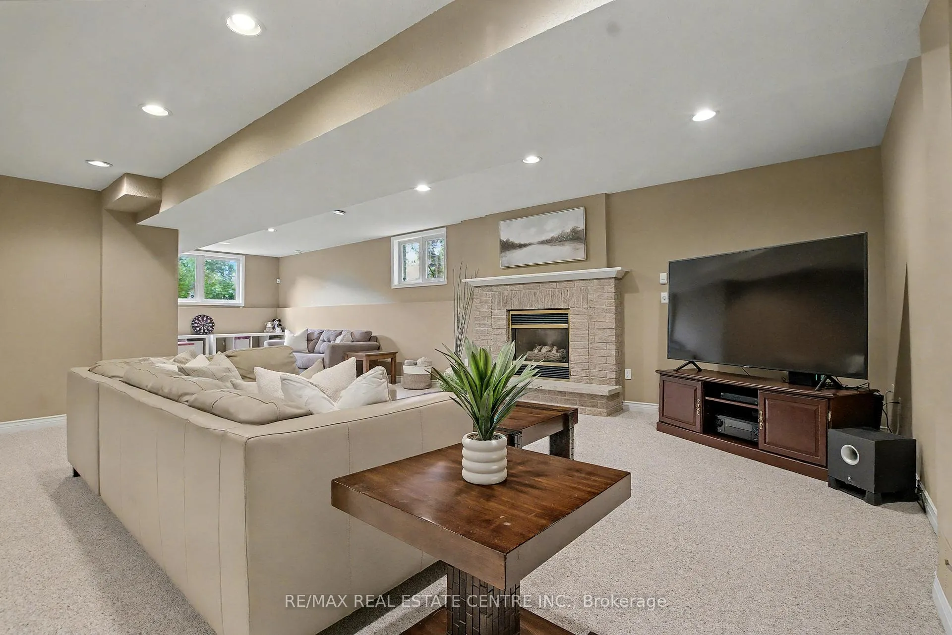 Photo 32 of 4220 Ennisclare Drive, Milton, Rural Nassagaweya — HOMEH