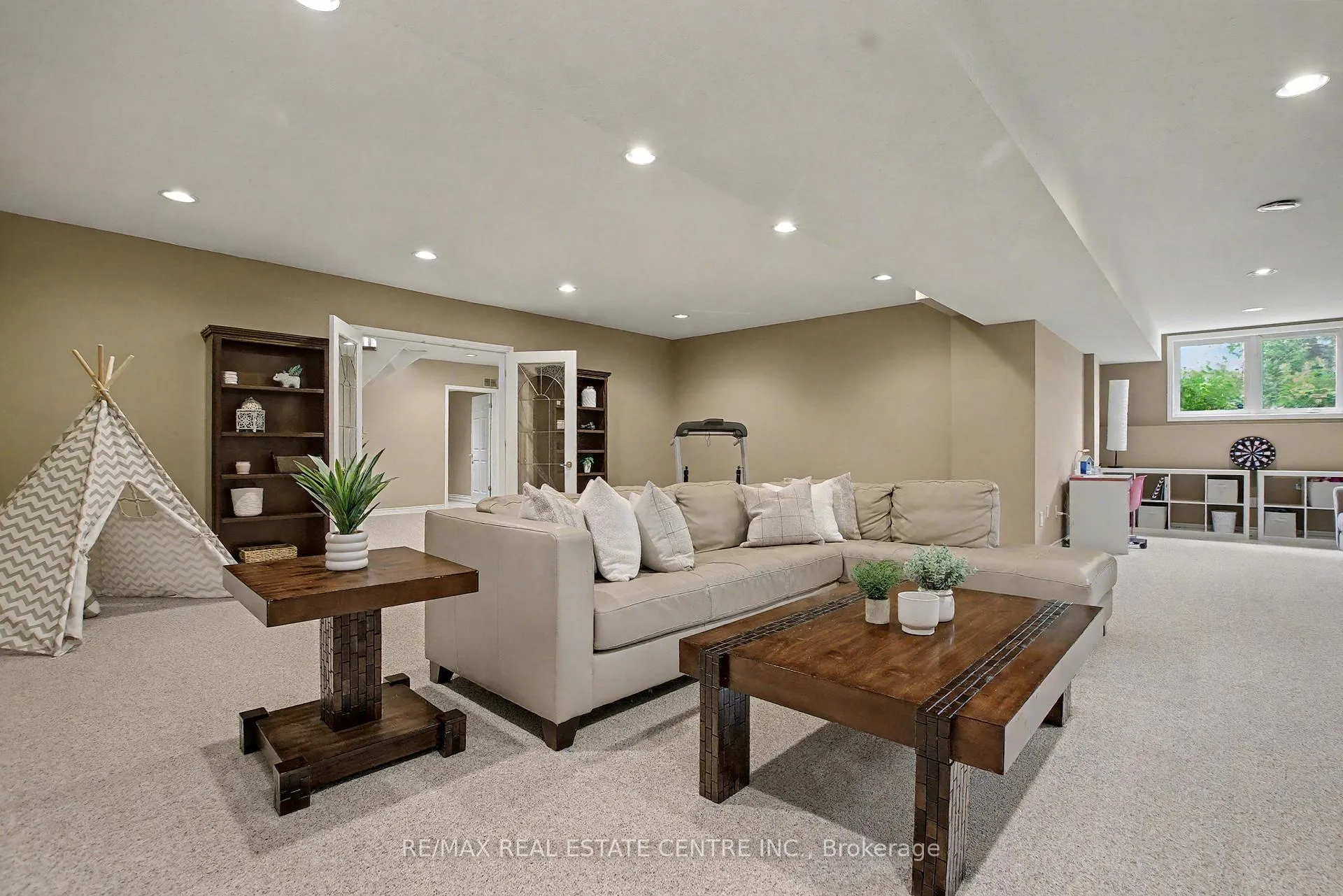 Photo 33 of 4220 Ennisclare Drive, Milton, Rural Nassagaweya — HOMEH