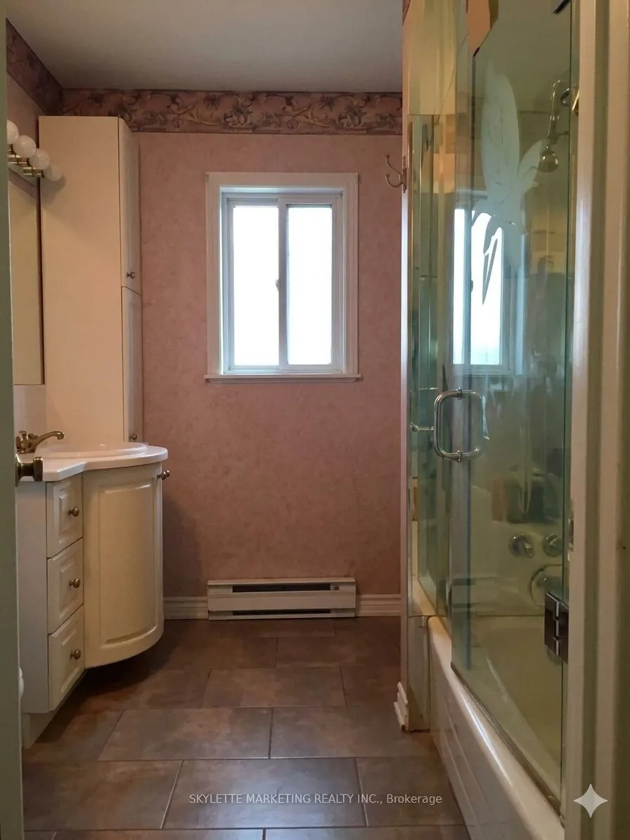 Photo 4 of Unit 24, 2 Paradise Boulevard, Ramara, Brechin — HOMEH