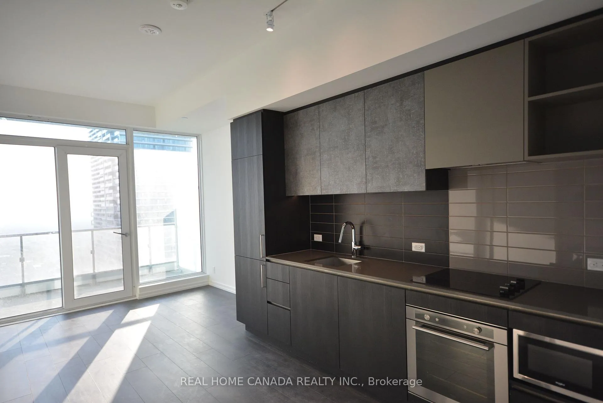 Photo 6 of Unit 4003, 7890 Jane Street, Vaughan, Vaughan Corporate Centre — HOMEH
