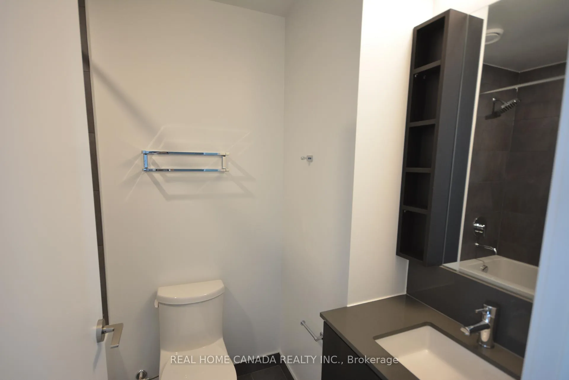 Photo 14 of Unit 4003, 7890 Jane Street, Vaughan, Vaughan Corporate Centre — HOMEH