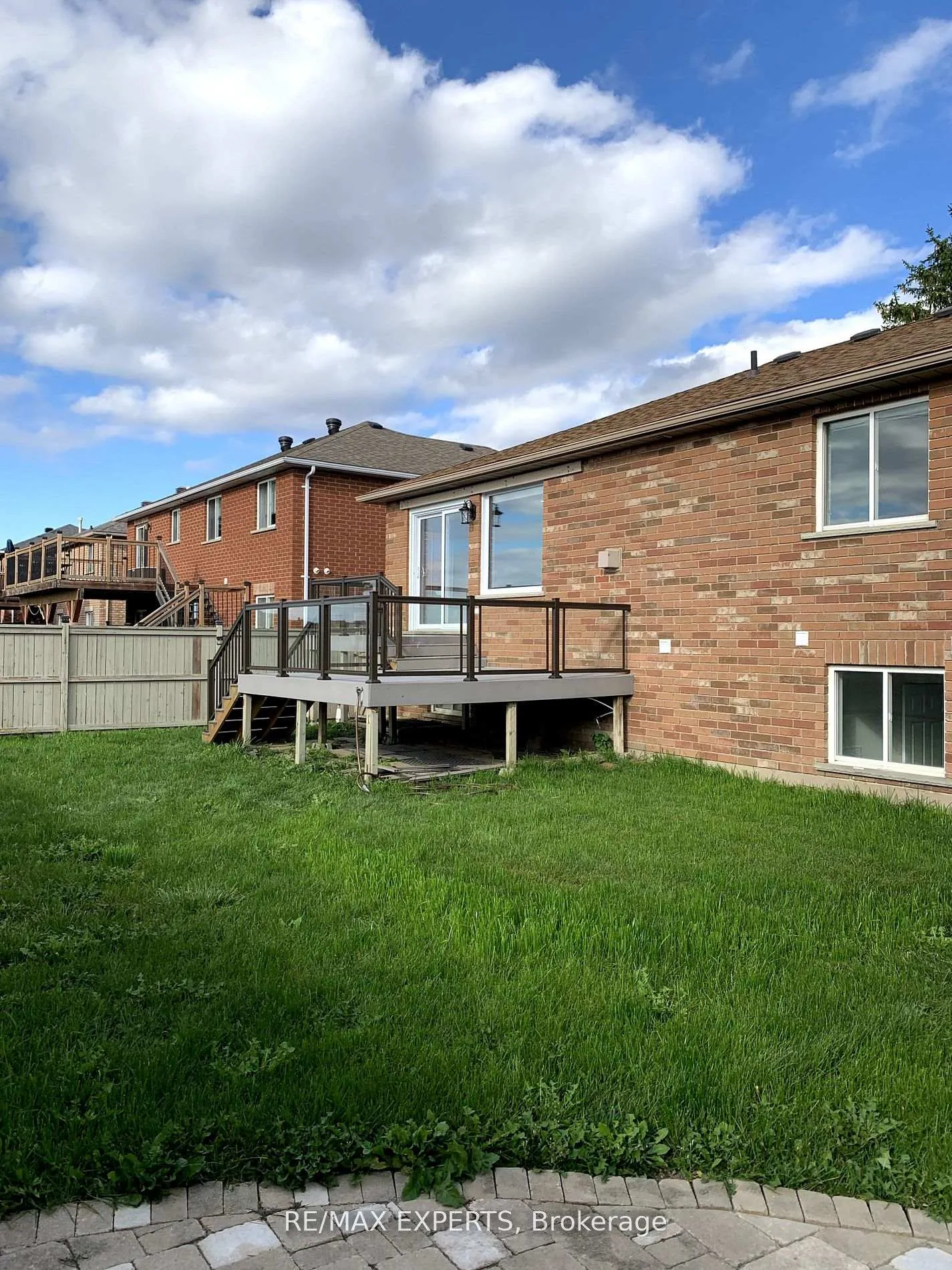 Photo 25 of Unit Upper, 73 Logan Court, Barrie, Holly — HOMEH