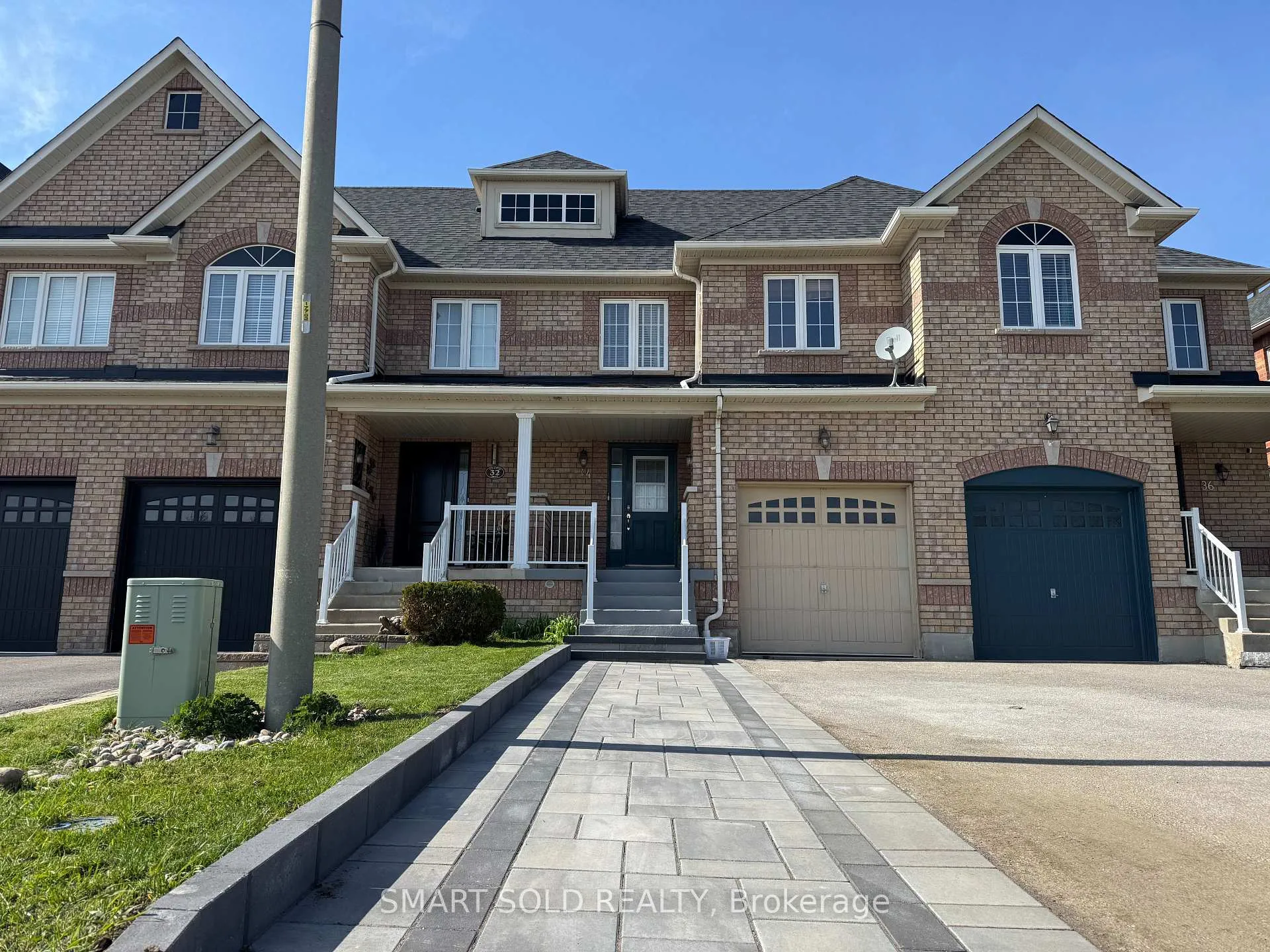 Photo 1 of 34 Atlantis Drive, Whitby, Blue Grass Meadows — HOMEH