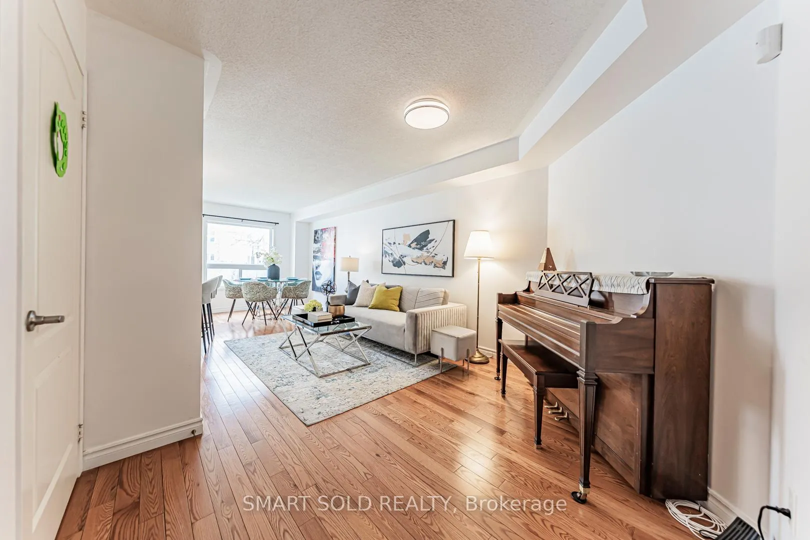 Photo 8 of 34 Atlantis Drive, Whitby, Blue Grass Meadows — HOMEH