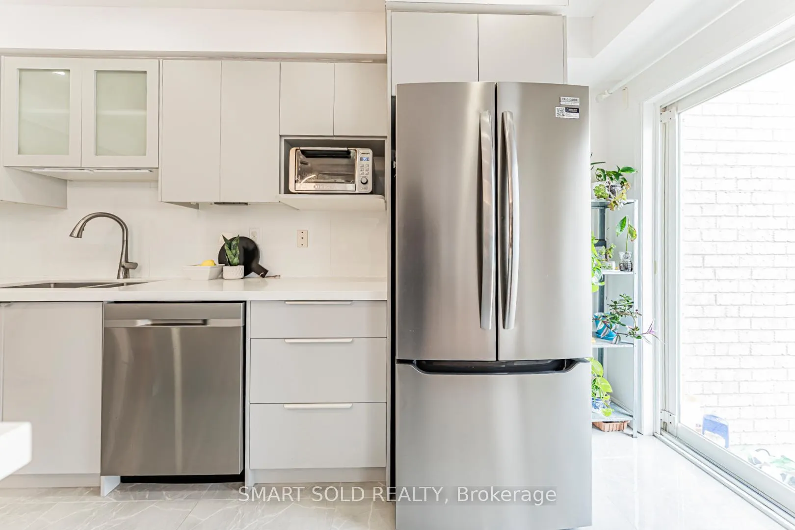 Photo 12 of 34 Atlantis Drive, Whitby, Blue Grass Meadows — HOMEH