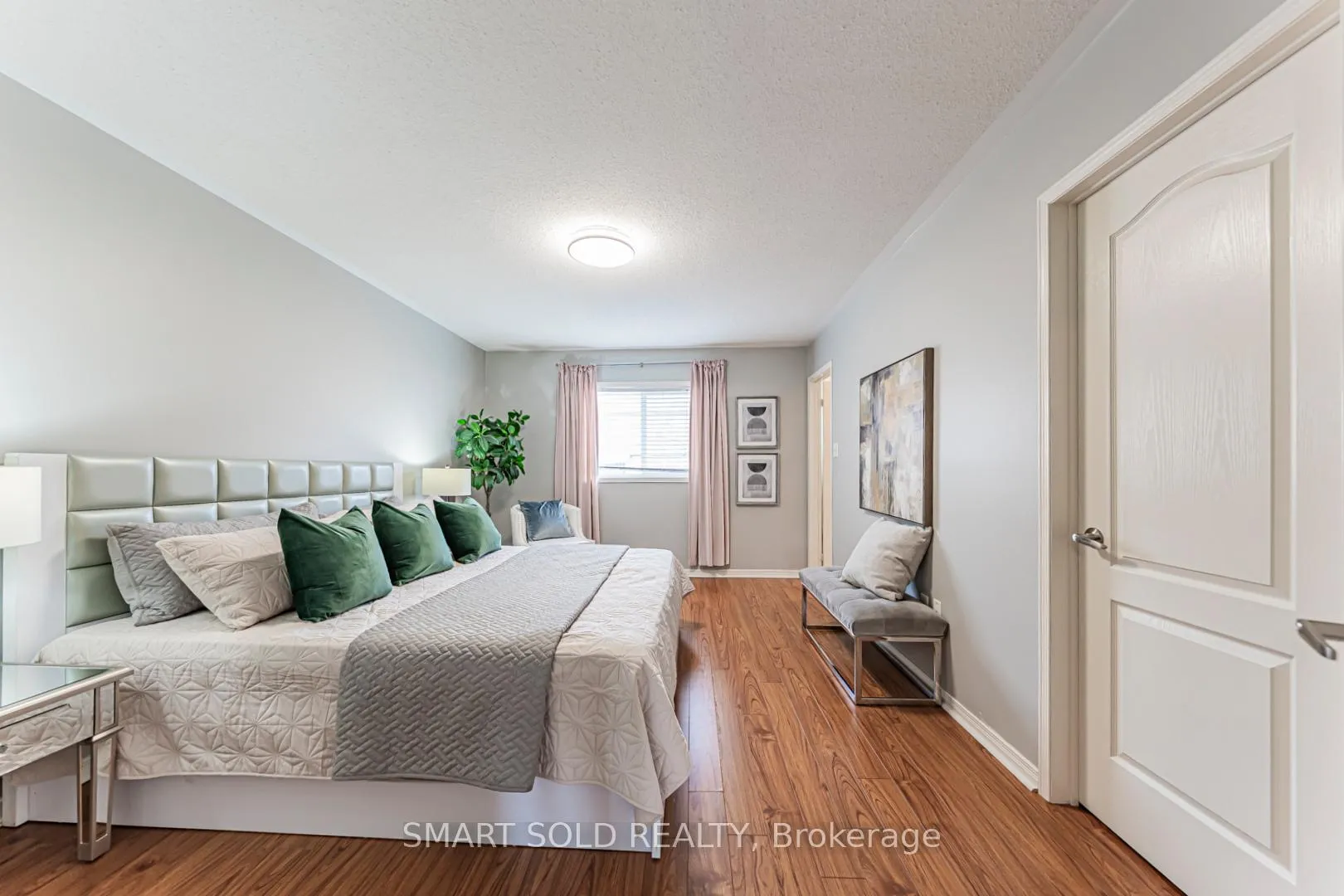 Photo 14 of 34 Atlantis Drive, Whitby, Blue Grass Meadows — HOMEH