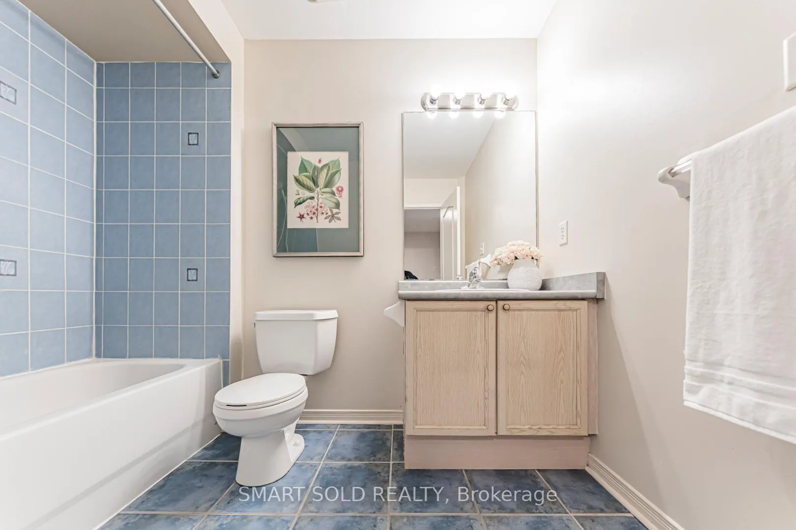 Photo 22 of 34 Atlantis Drive, Whitby, Blue Grass Meadows — HOMEH