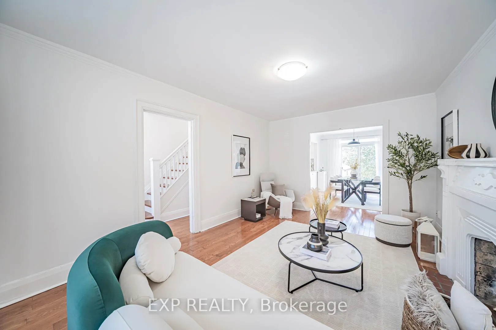Photo 4 of 54 Latimer Avenue, Toronto, Forest Hill North — HOMEH