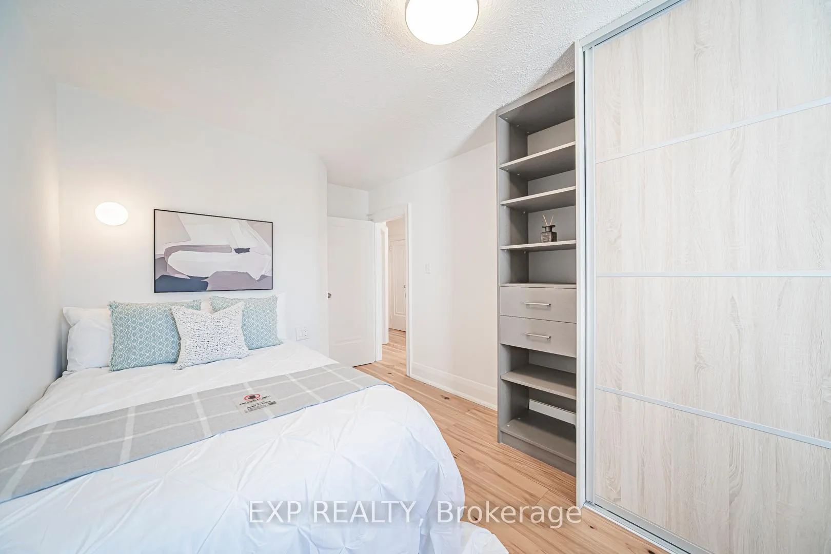 Photo 13 of 54 Latimer Avenue, Toronto, Forest Hill North — HOMEH