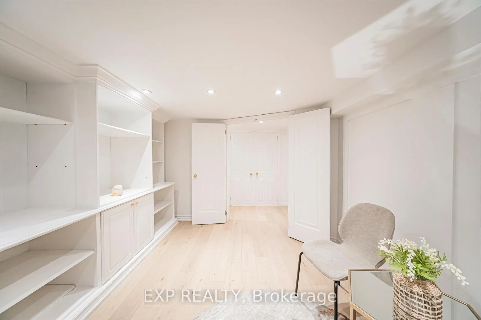 Photo 24 of 54 Latimer Avenue, Toronto, Forest Hill North — HOMEH