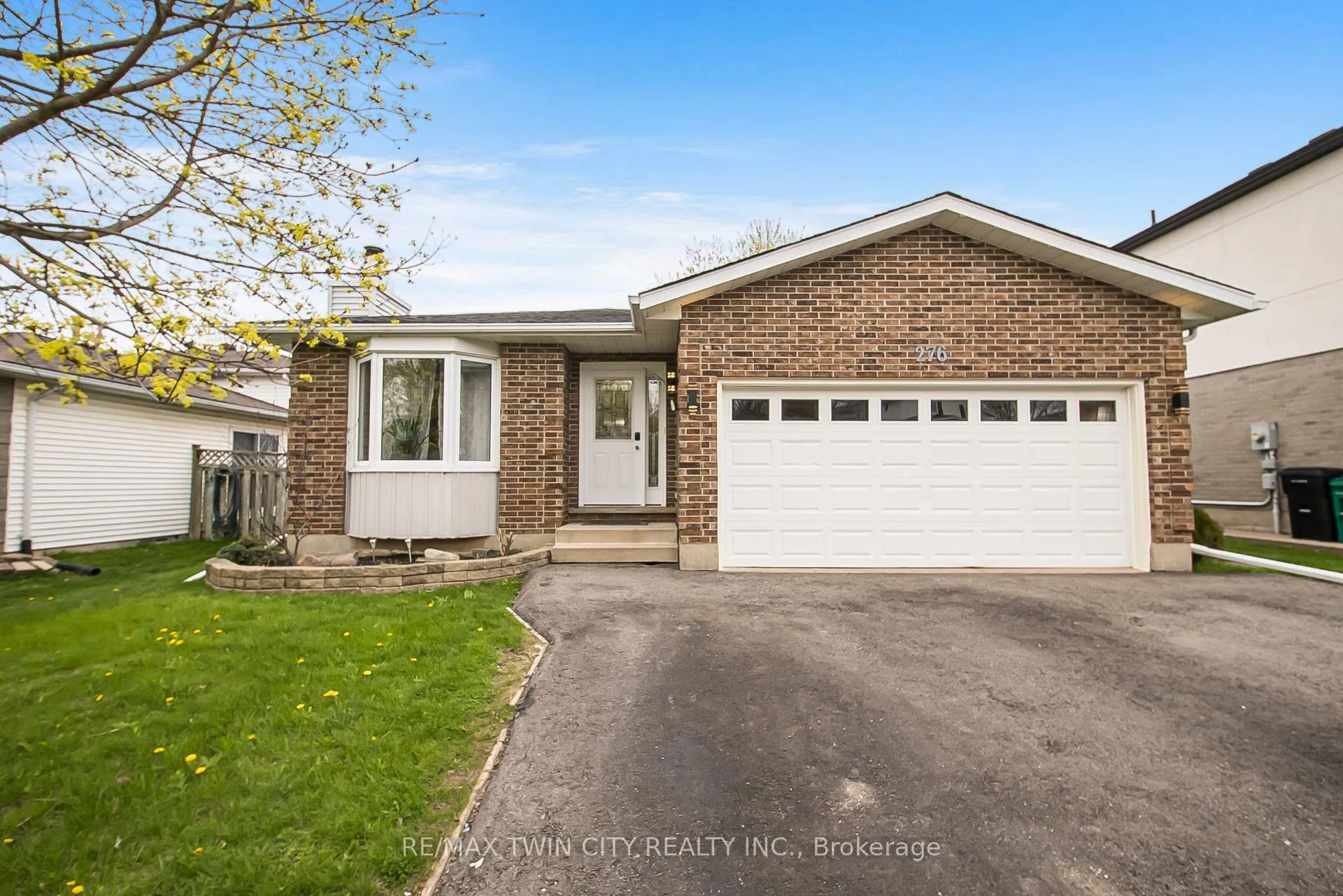 Photo 1 of 276 Biehn Drive, Kitchener, Brigadoon — HOMEH