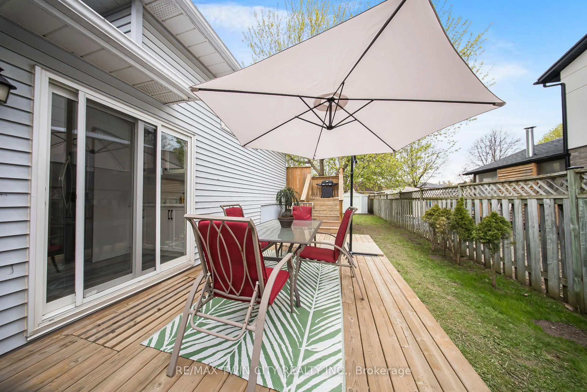 Photo 6 of 276 Biehn Drive, Kitchener, Brigadoon — HOMEH