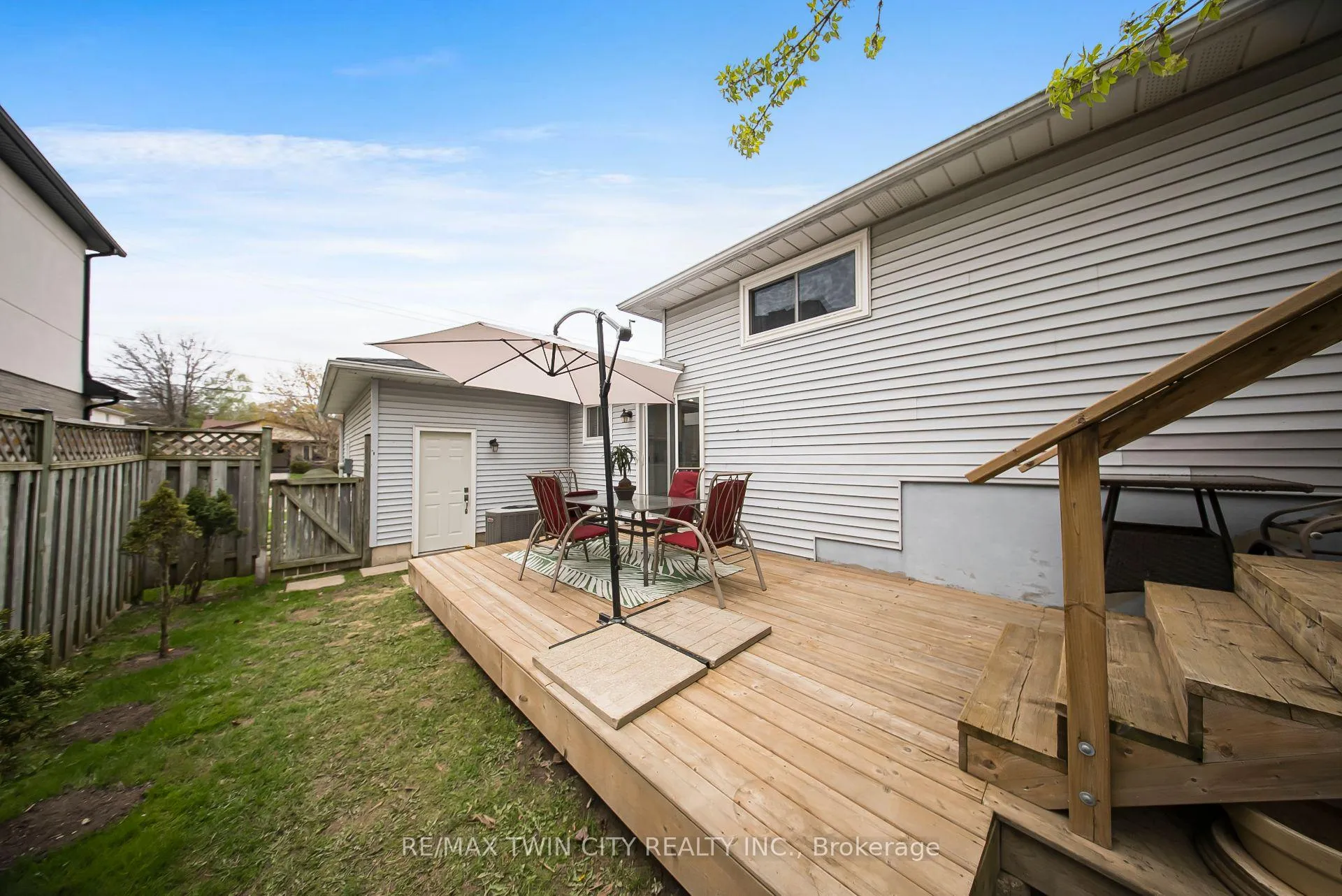 Photo 8 of 276 Biehn Drive, Kitchener, Brigadoon — HOMEH
