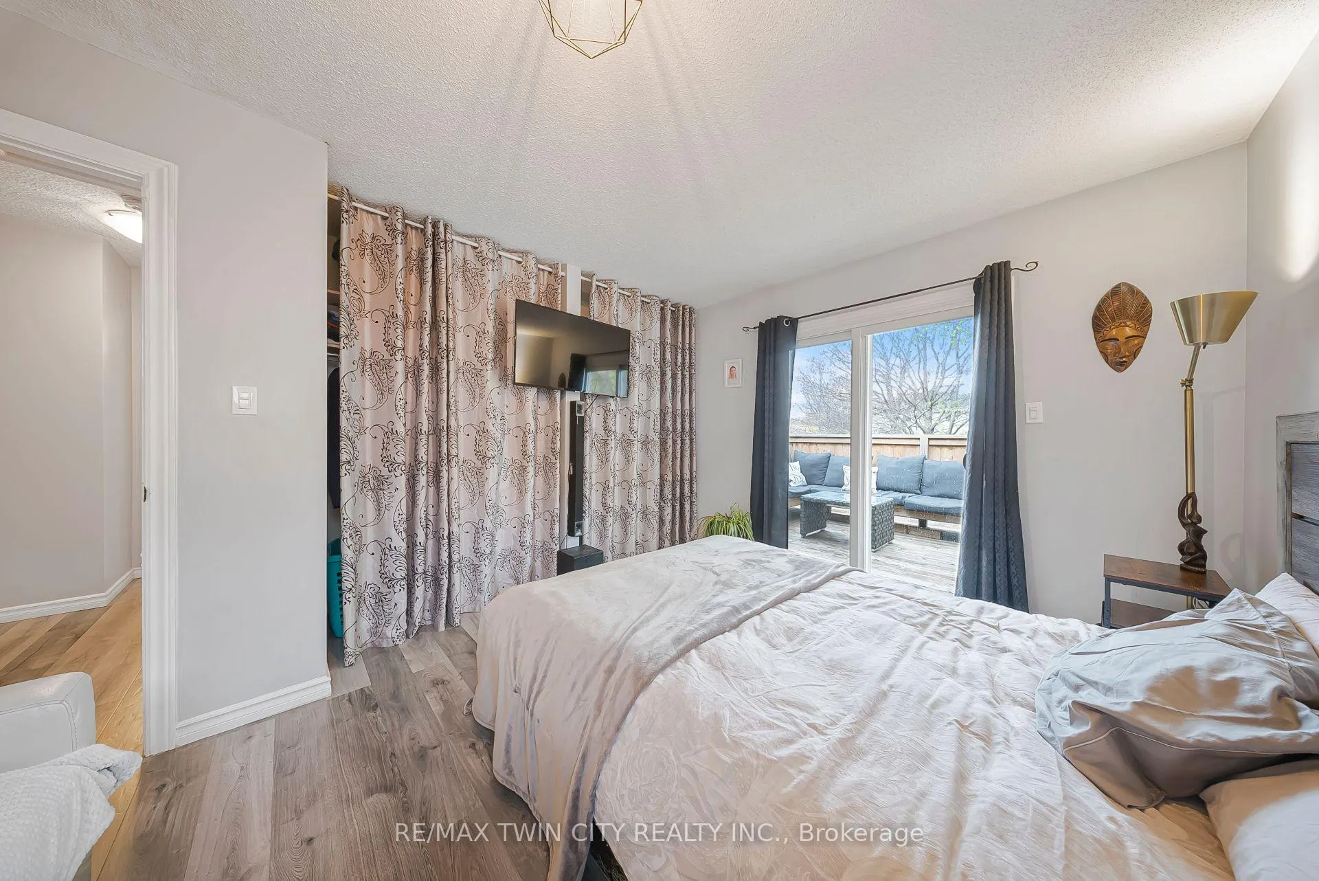 Photo 31 of 276 Biehn Drive, Kitchener, Brigadoon — HOMEH