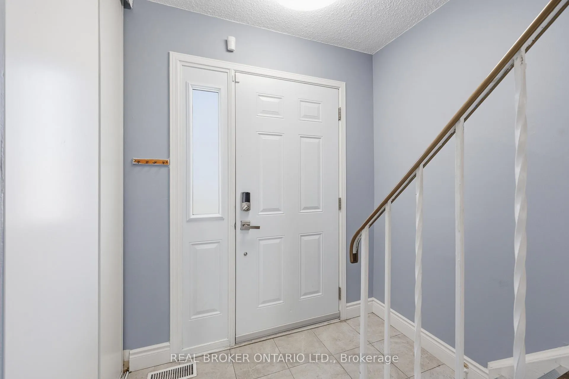 Photo 8 of Unit 29, 262 Kenora Avenue, Hamilton, Nashdale — HOMEH