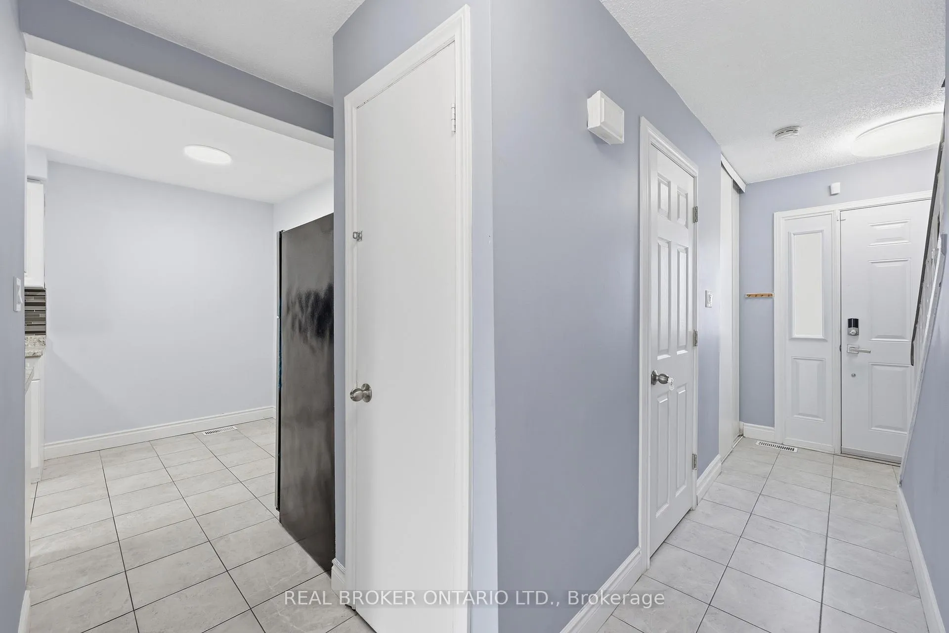 Photo 11 of Unit 29, 262 Kenora Avenue, Hamilton, Nashdale — HOMEH