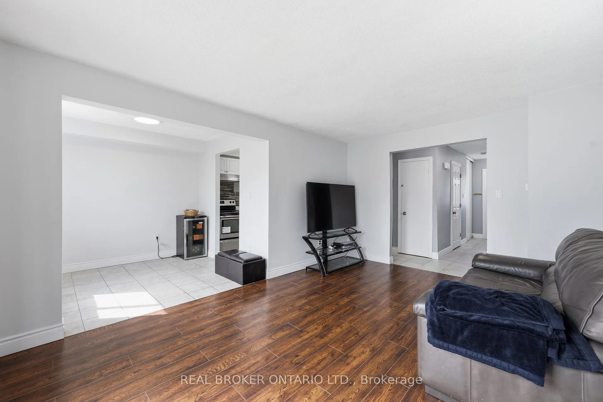 Photo 12 of Unit 29, 262 Kenora Avenue, Hamilton, Nashdale — HOMEH