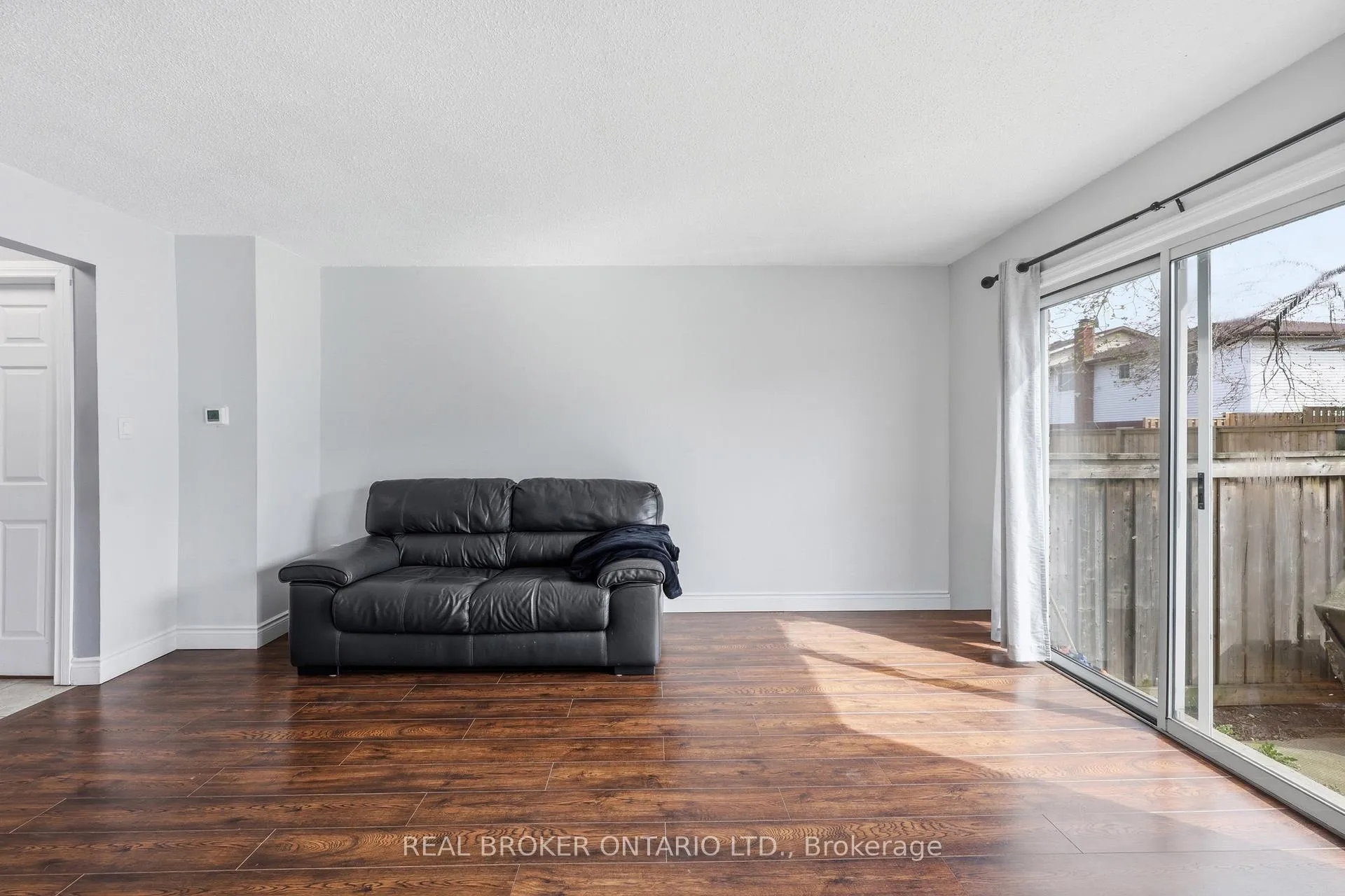 Photo 14 of Unit 29, 262 Kenora Avenue, Hamilton, Nashdale — HOMEH
