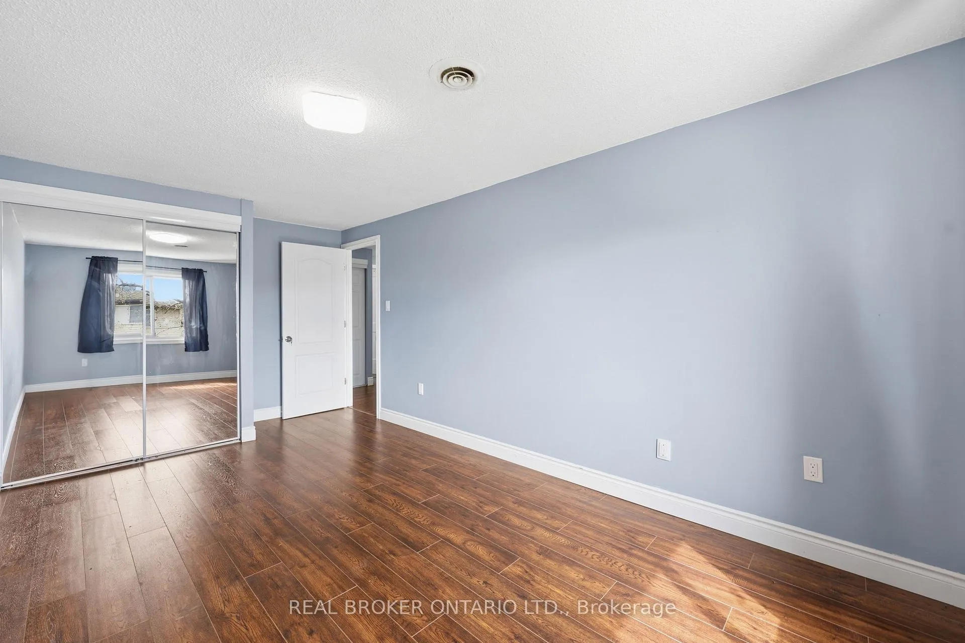 Photo 24 of Unit 29, 262 Kenora Avenue, Hamilton, Nashdale — HOMEH