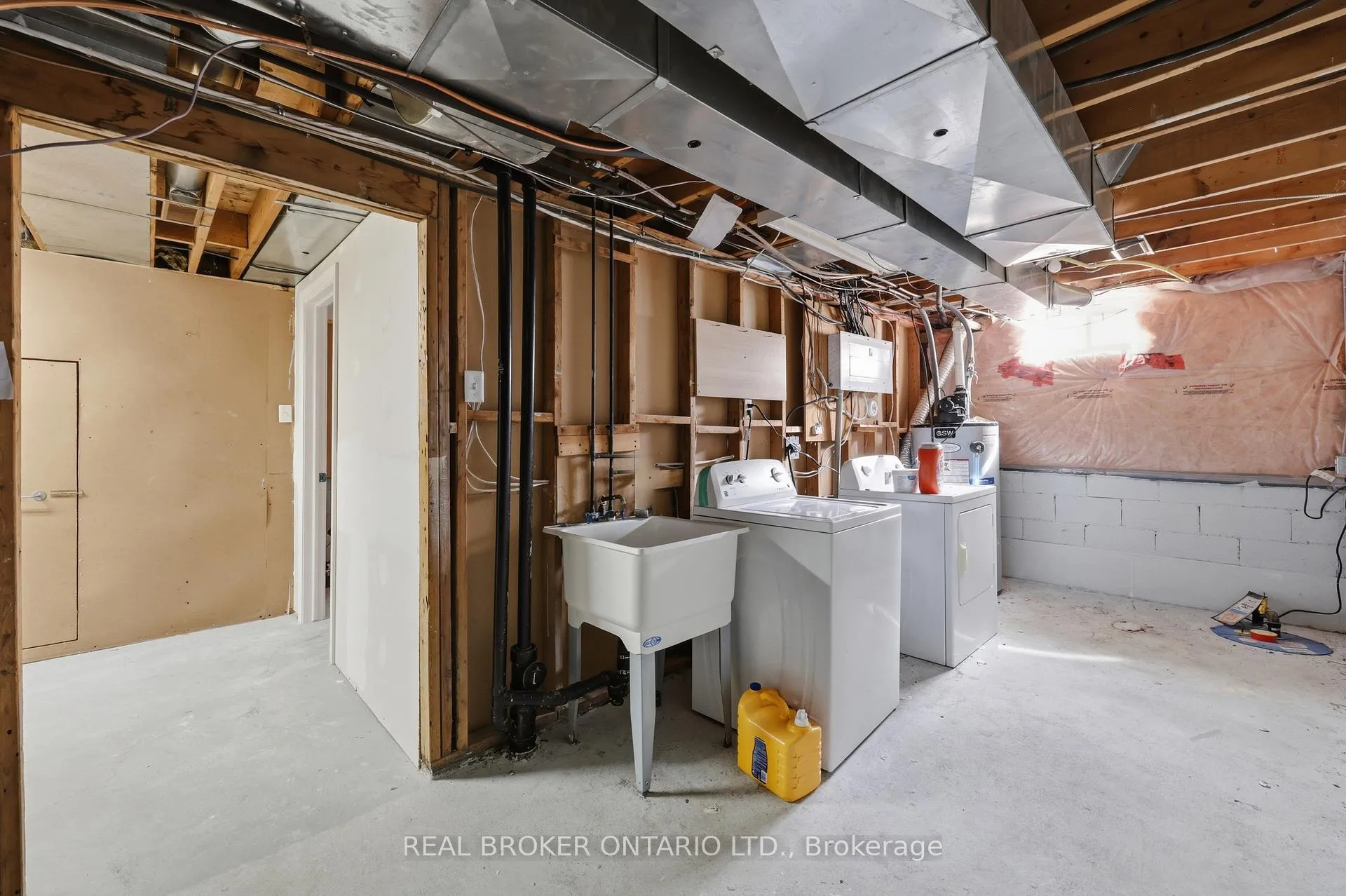 Photo 27 of Unit 29, 262 Kenora Avenue, Hamilton, Nashdale — HOMEH