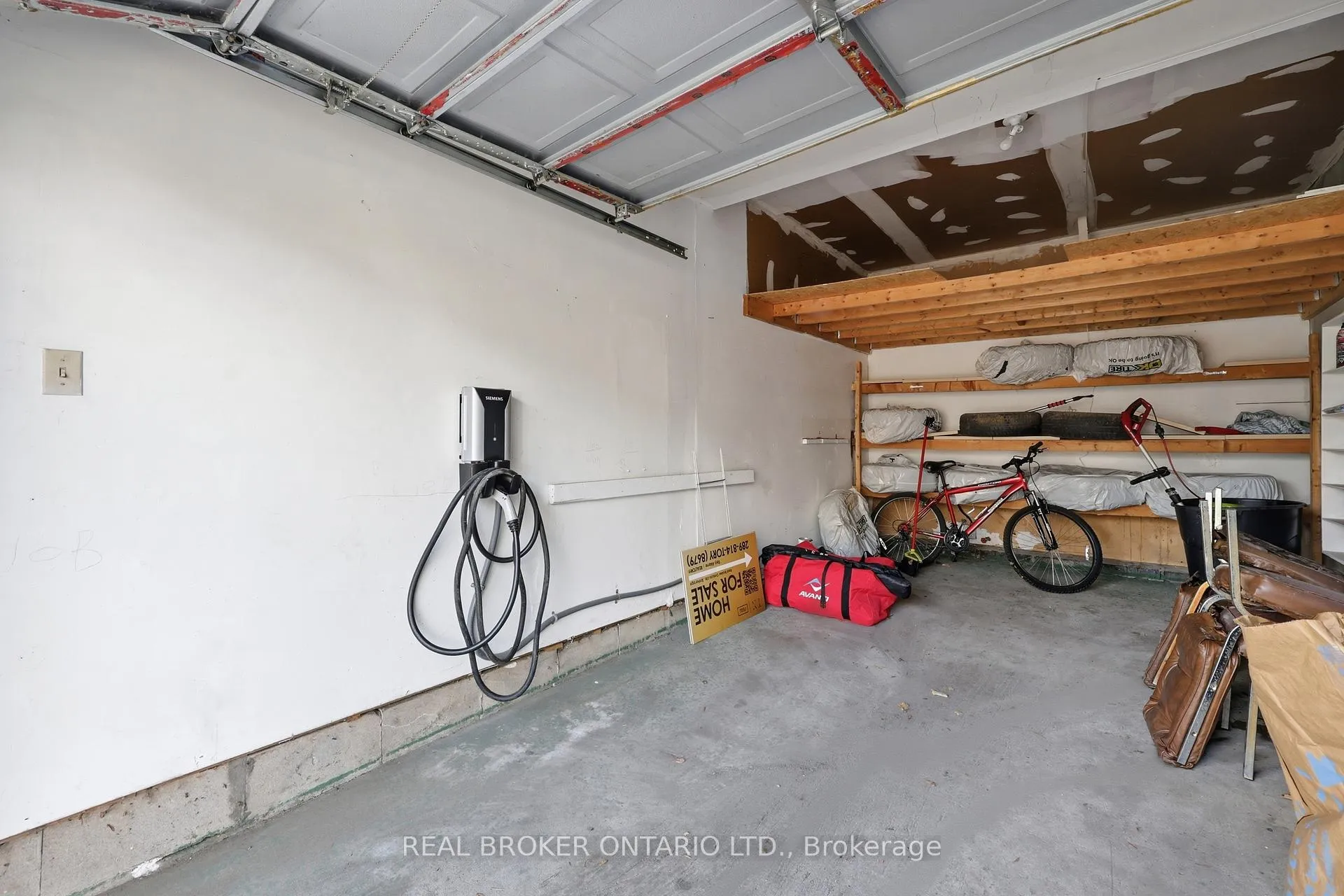 Photo 28 of Unit 29, 262 Kenora Avenue, Hamilton, Nashdale — HOMEH