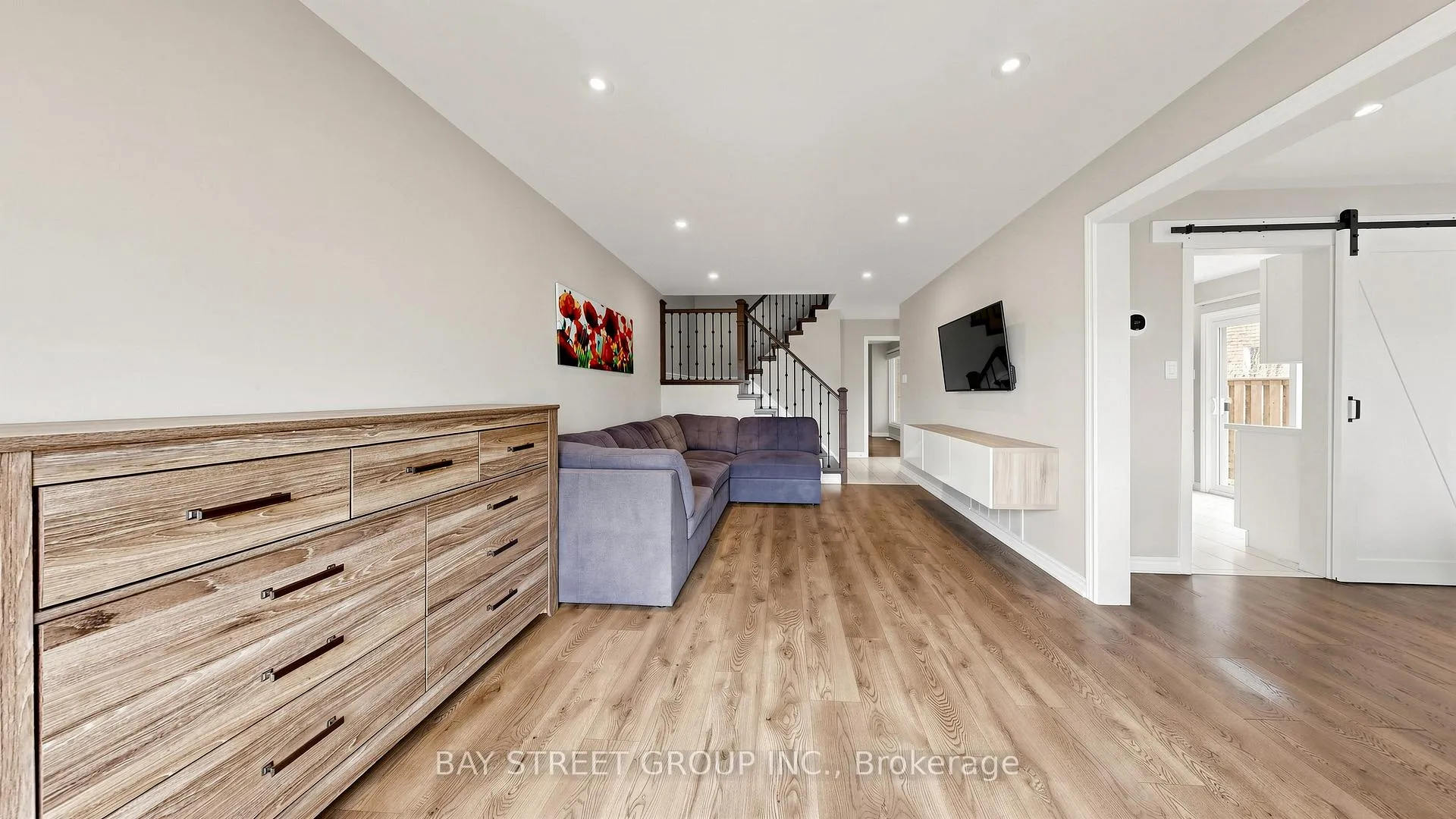 Photo 9 of 57 Longmeadow Crescent, Markham, Milliken Mills West — HOMEH