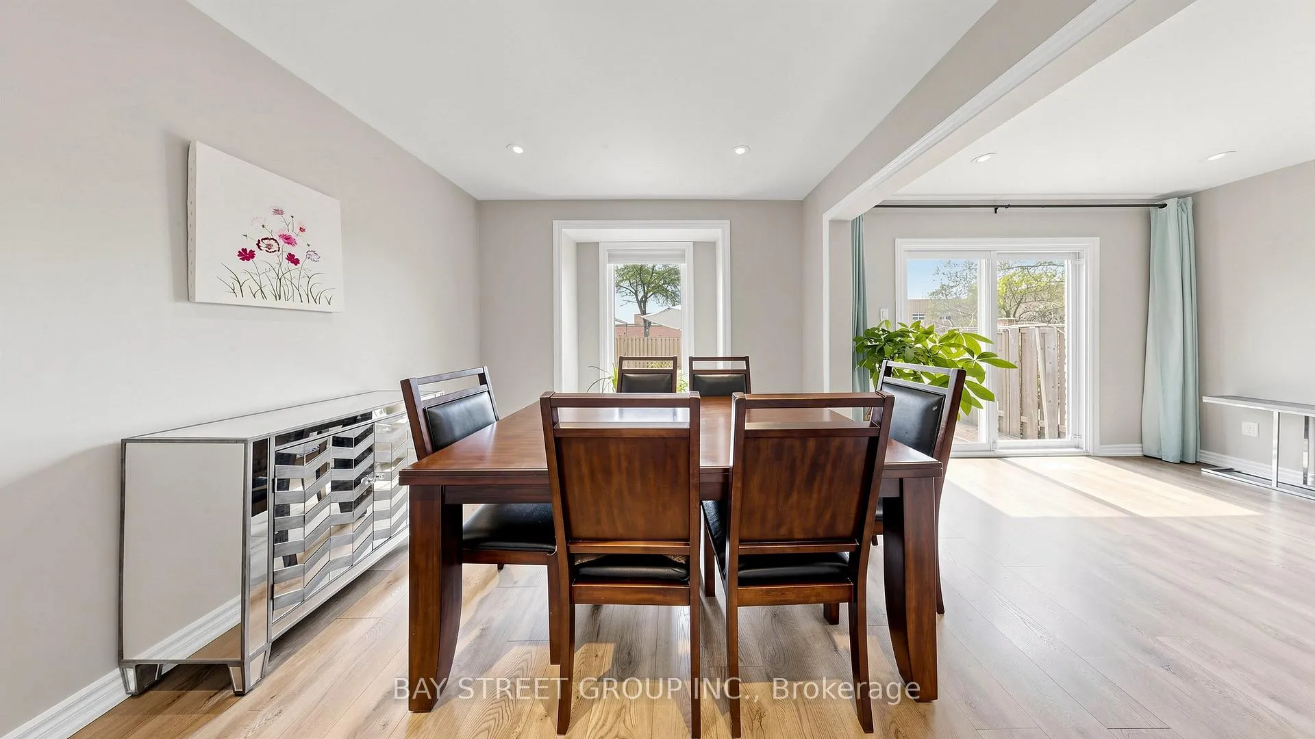 Photo 13 of 57 Longmeadow Crescent, Markham, Milliken Mills West — HOMEH