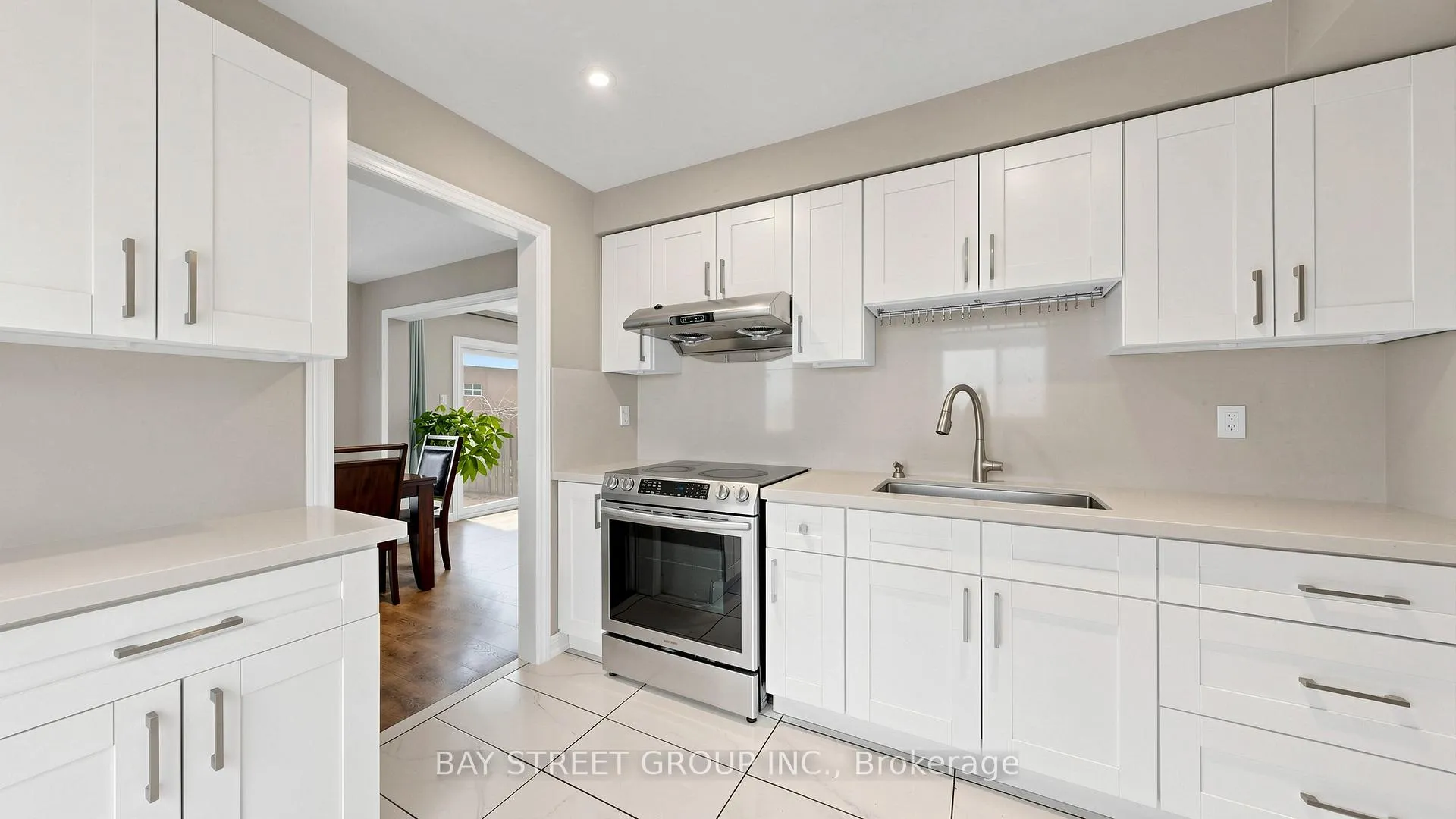 Photo 18 of 57 Longmeadow Crescent, Markham, Milliken Mills West — HOMEH