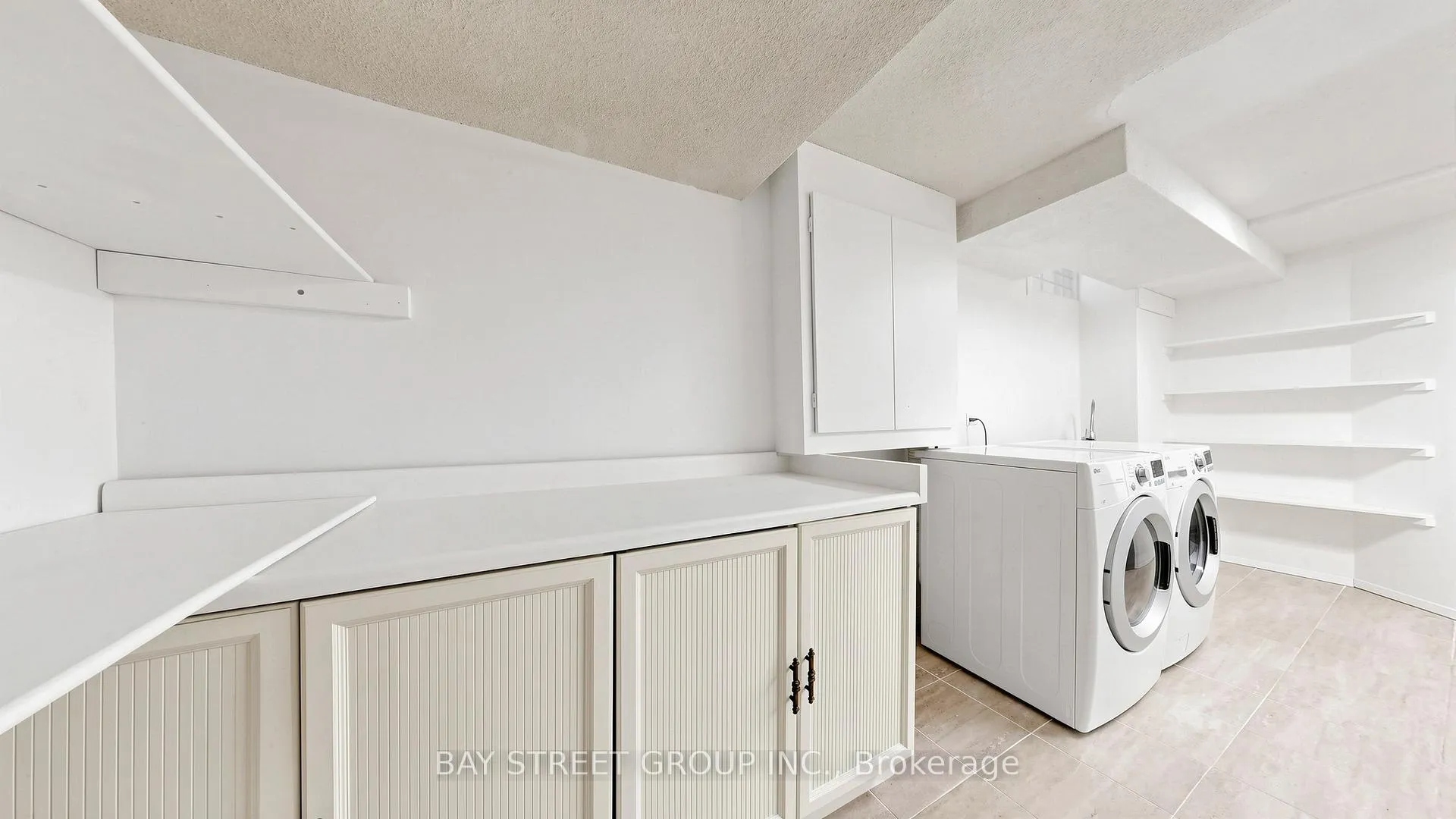 Photo 45 of 57 Longmeadow Crescent, Markham, Milliken Mills West — HOMEH