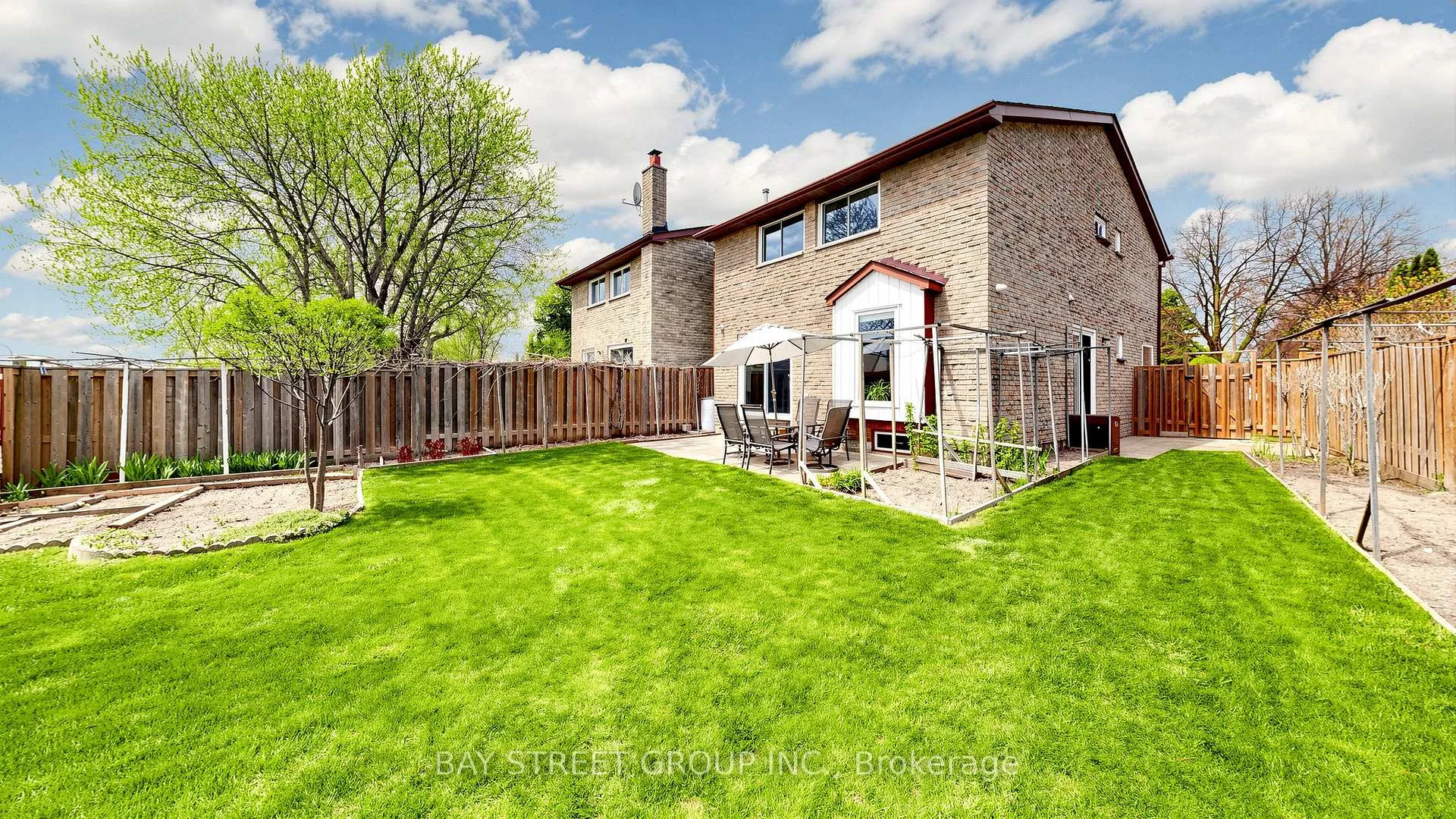 Photo 48 of 57 Longmeadow Crescent, Markham, Milliken Mills West — HOMEH