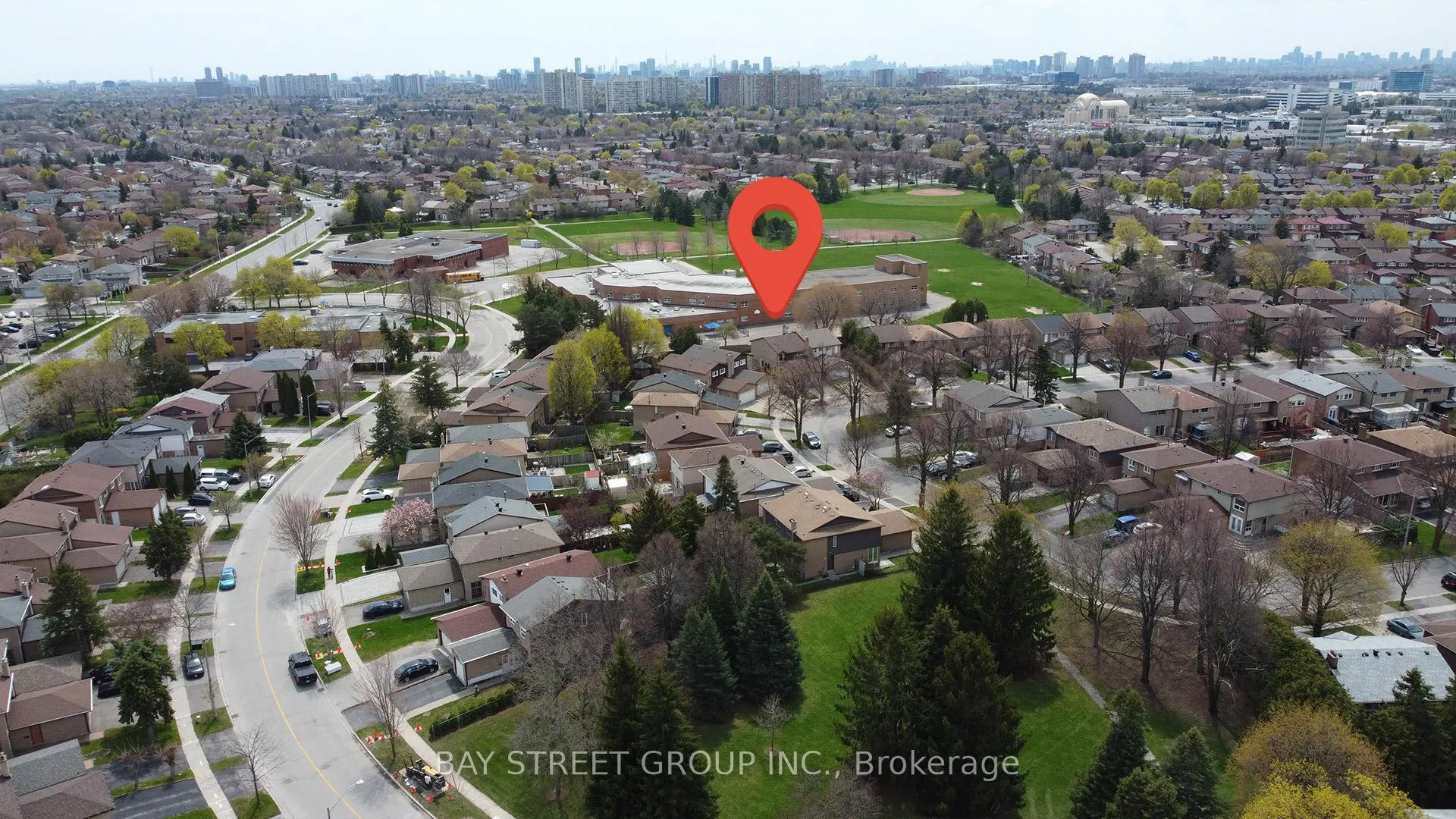 Photo 49 of 57 Longmeadow Crescent, Markham, Milliken Mills West — HOMEH