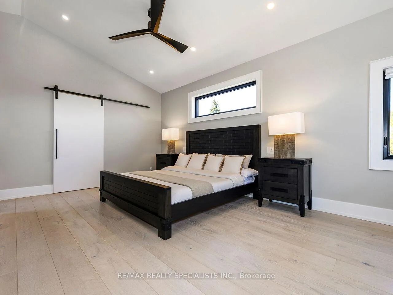 Photo 14 of 64 Joycelyn Crescent, Halton Hills, Rural Halton Hills — HOMEH